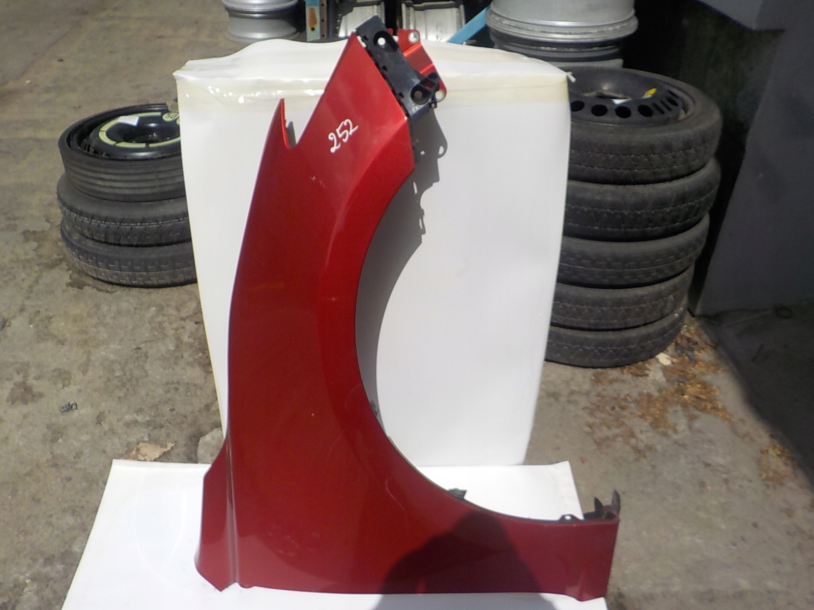 252 MAZDA 3 III BM LIFT fender right front front