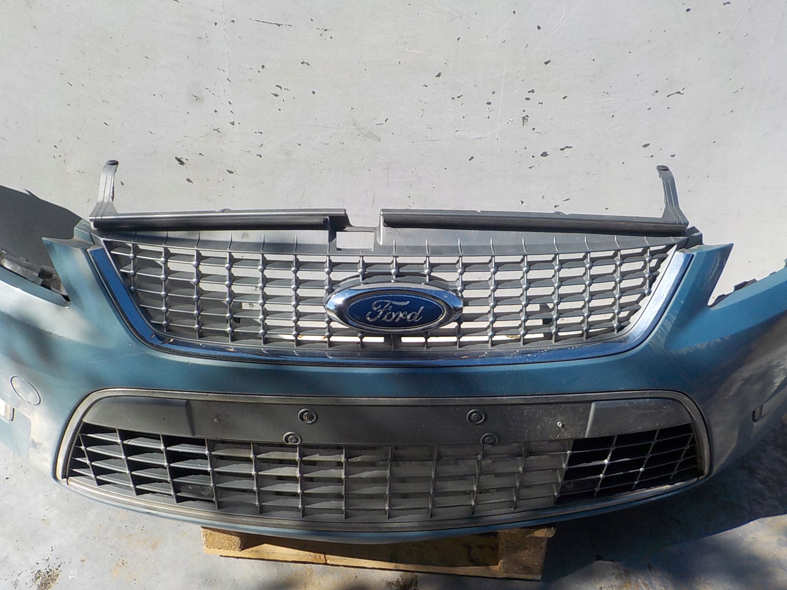 416 FORD MONDEO IV MK4 07-10 PDC bumper front front