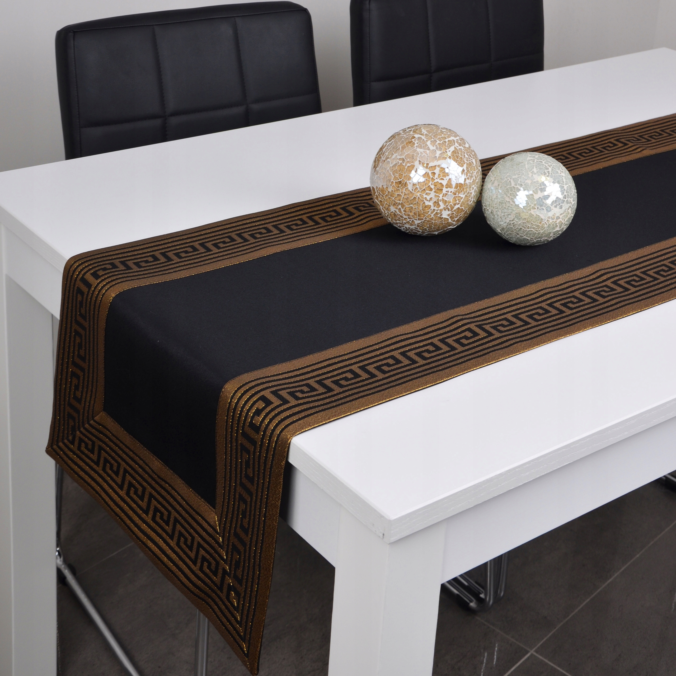 

Bieżnik plamoodporny Rodos Lux 40x220czarny-złoto