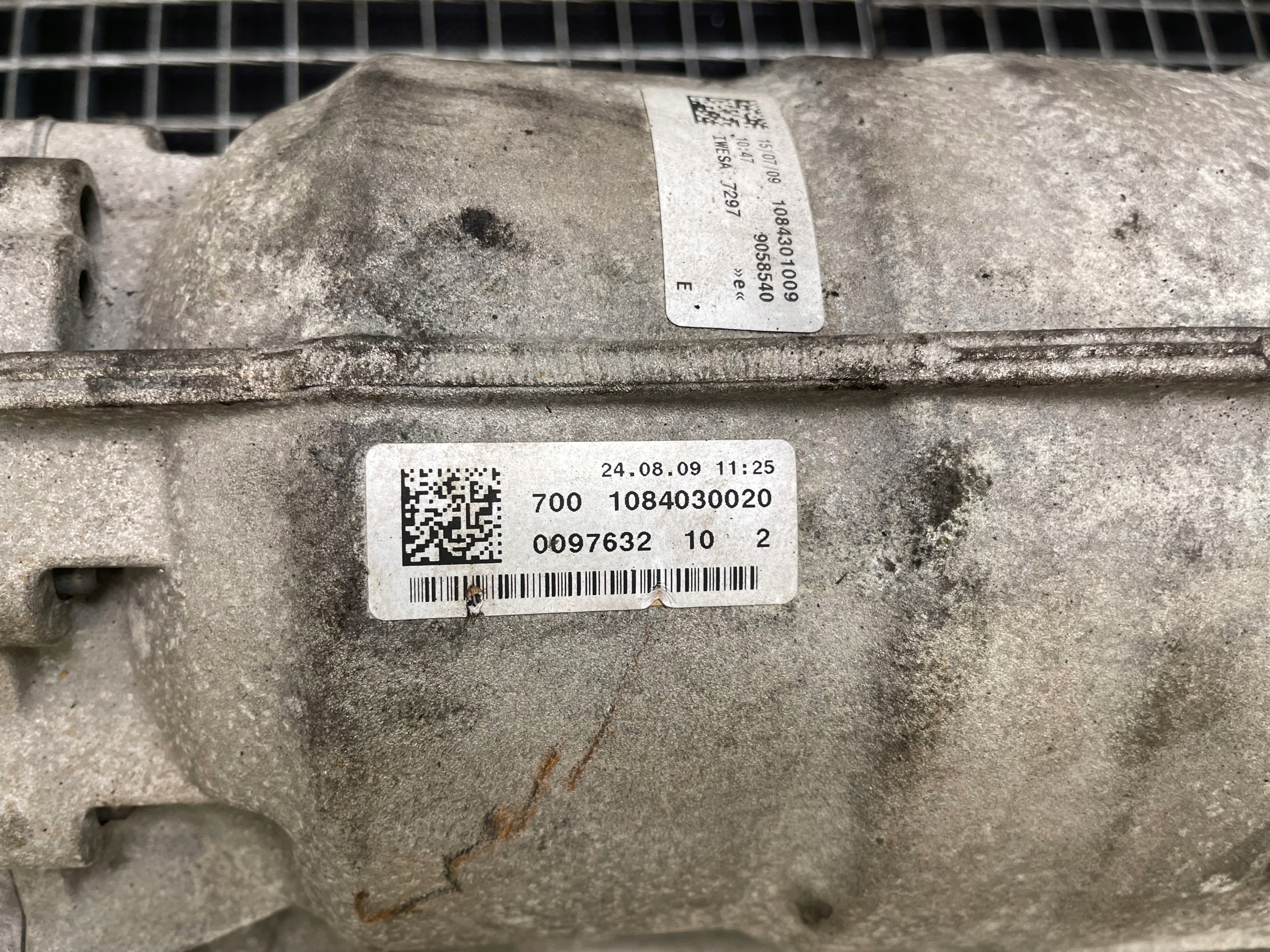 gearbox AUTOMAT LMJ AUDI A4 S4 A5 S5 4.2 FSI V8 complete