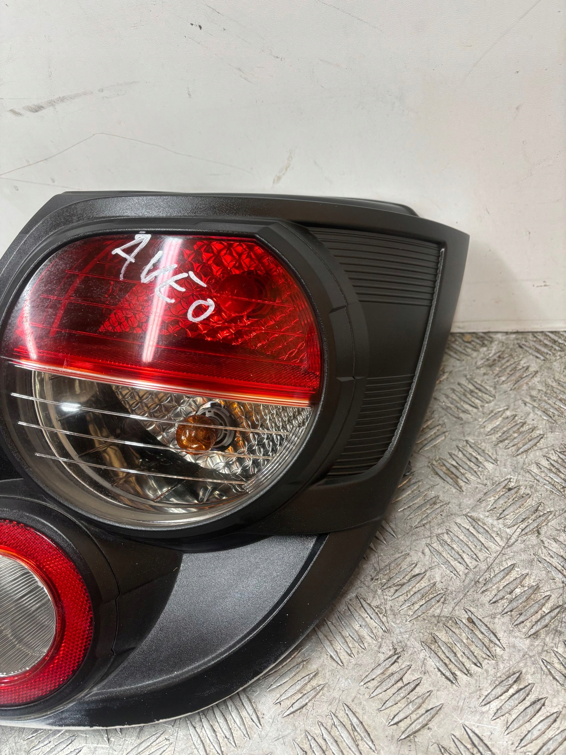 light rear part rear right CHEVROLET AVEO T300 HB 11