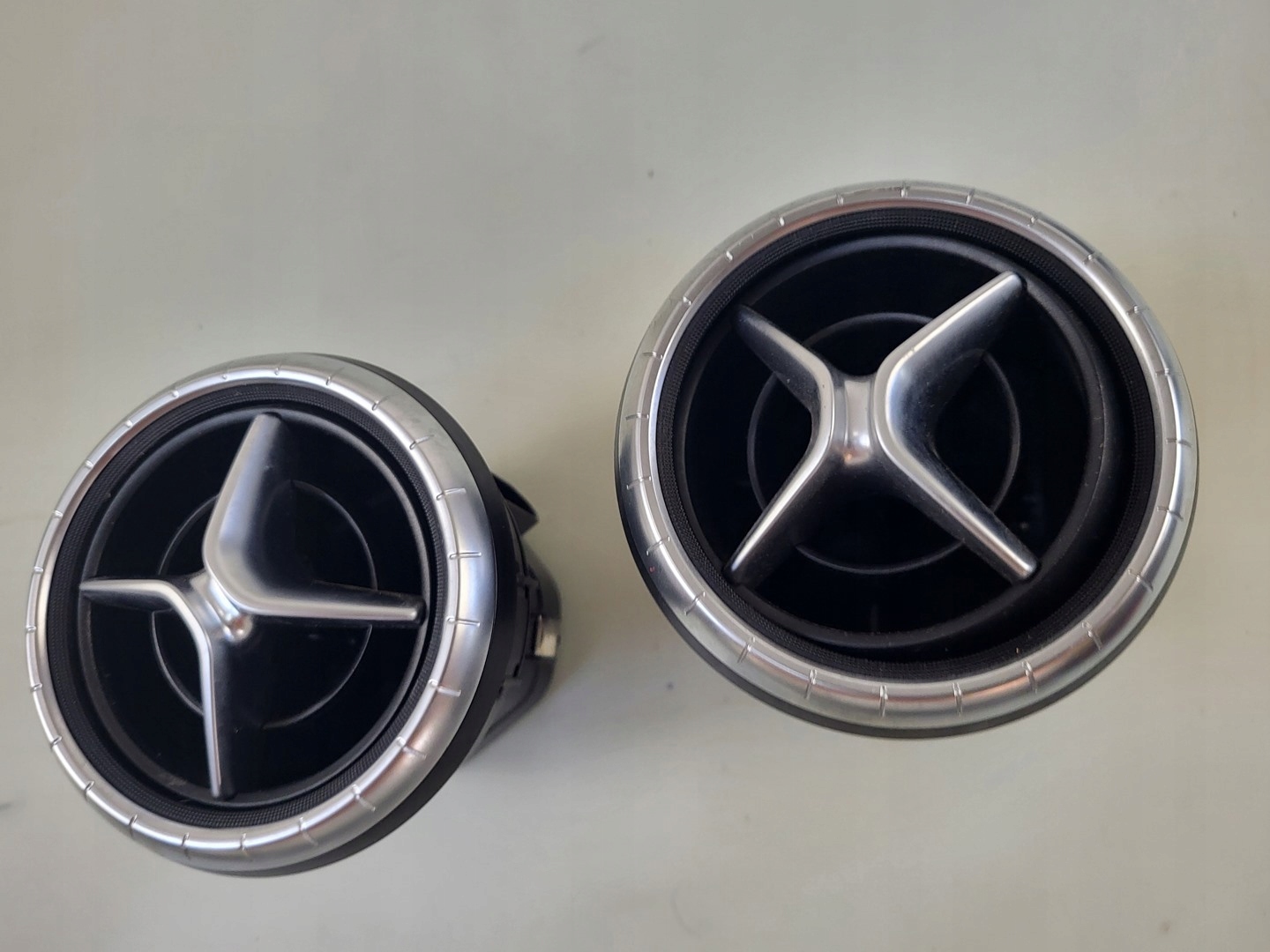 MERCEDES CLA C117 W117 X117 grid air conditioning devices front front