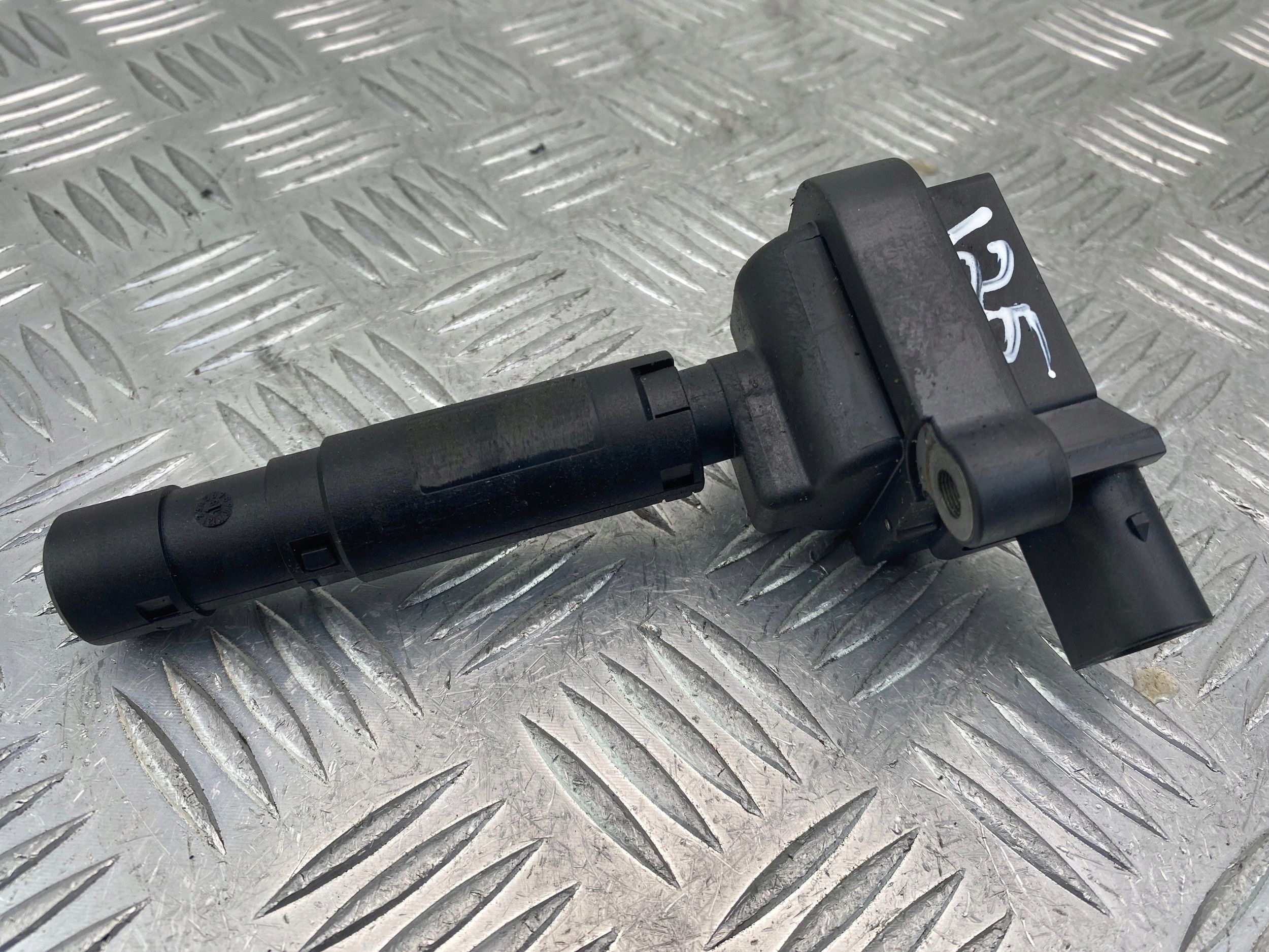 Mercedes C180 W204 1.8 CGI coil ignition ZS077