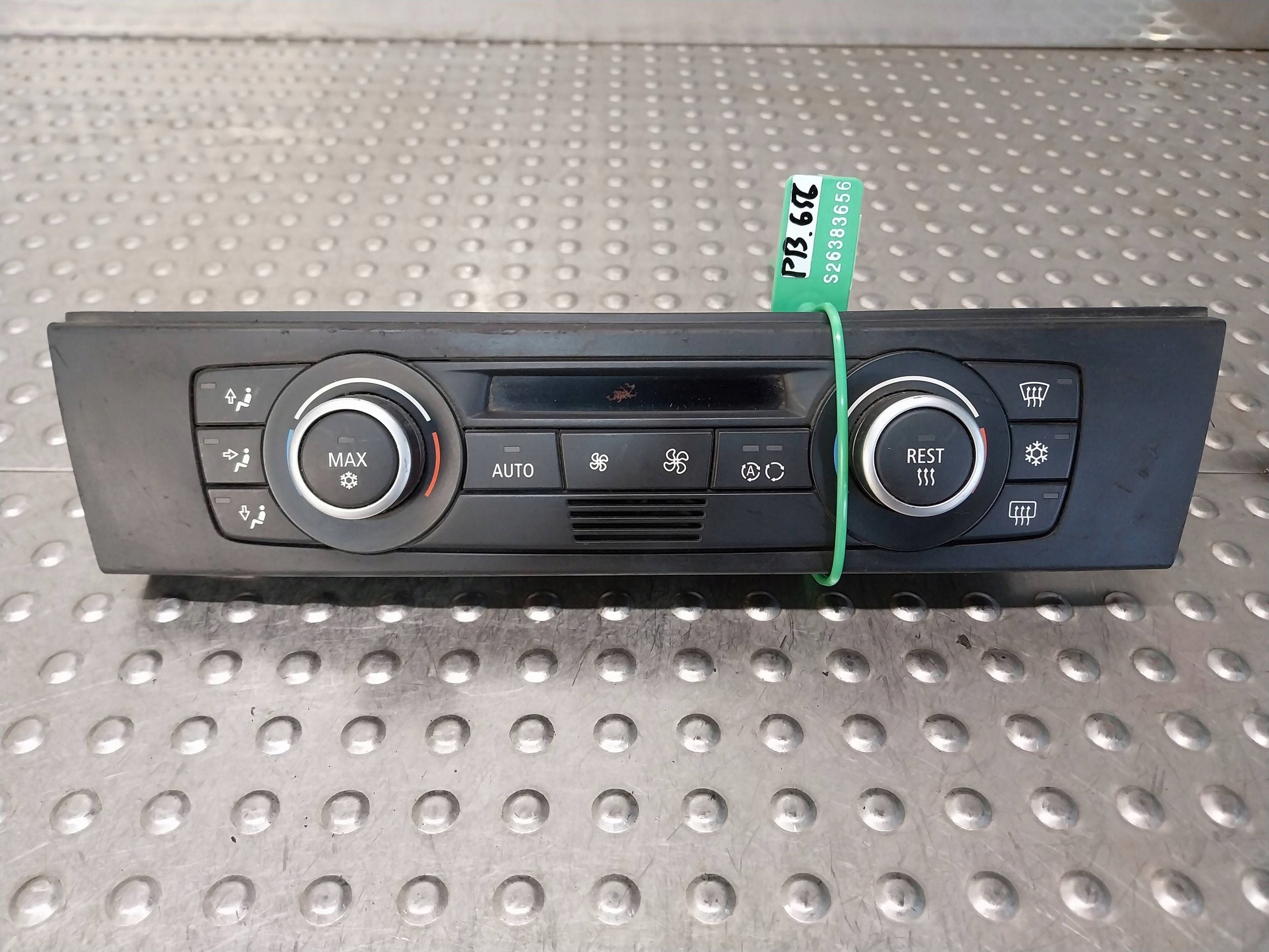 PANEL air conditioning devices of the air conditioning 9242410 BMW E81 E82 E87 E90 E91 E92