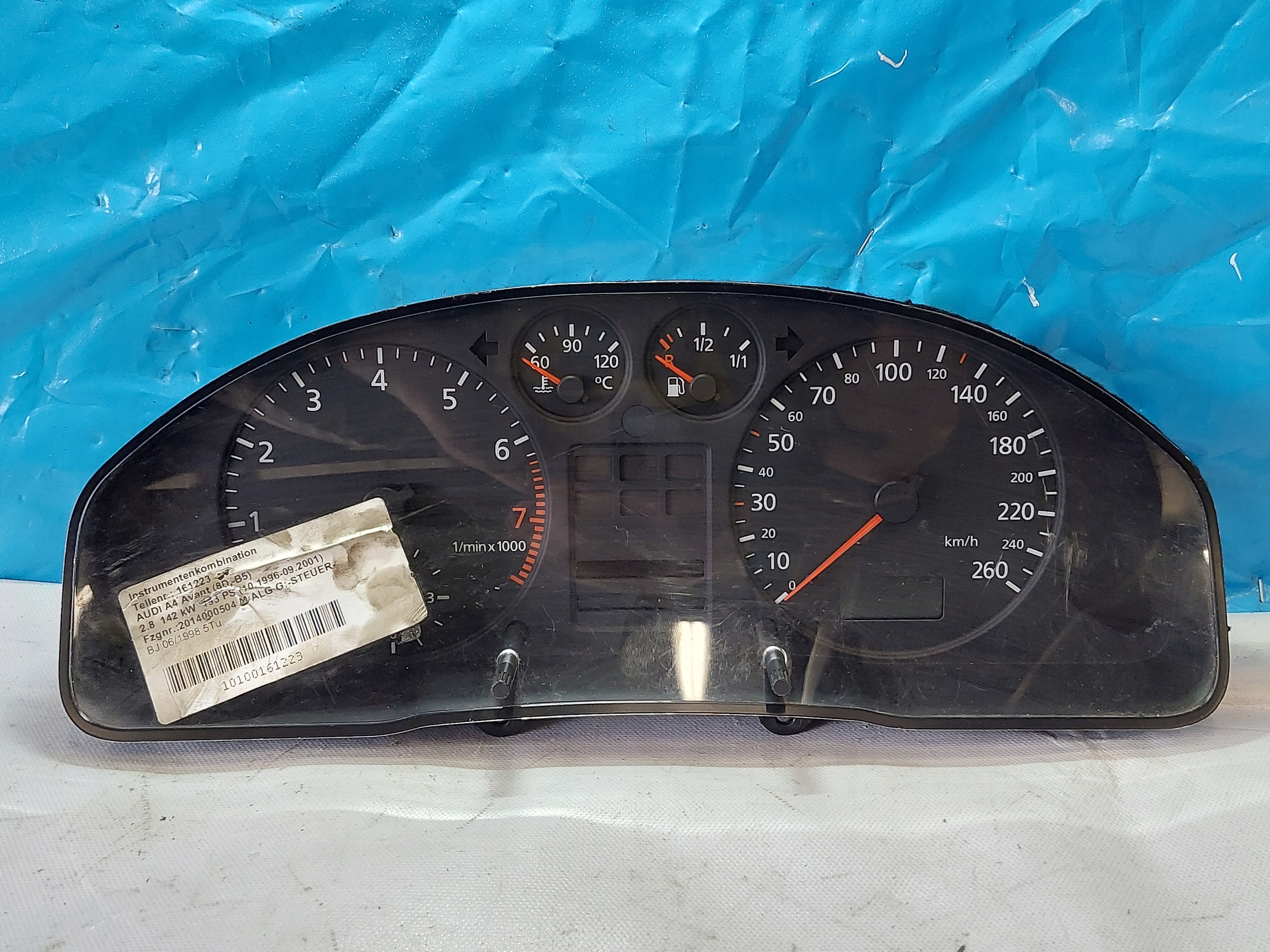 dials clock A4 B5 2.8 V6 8D0919861C