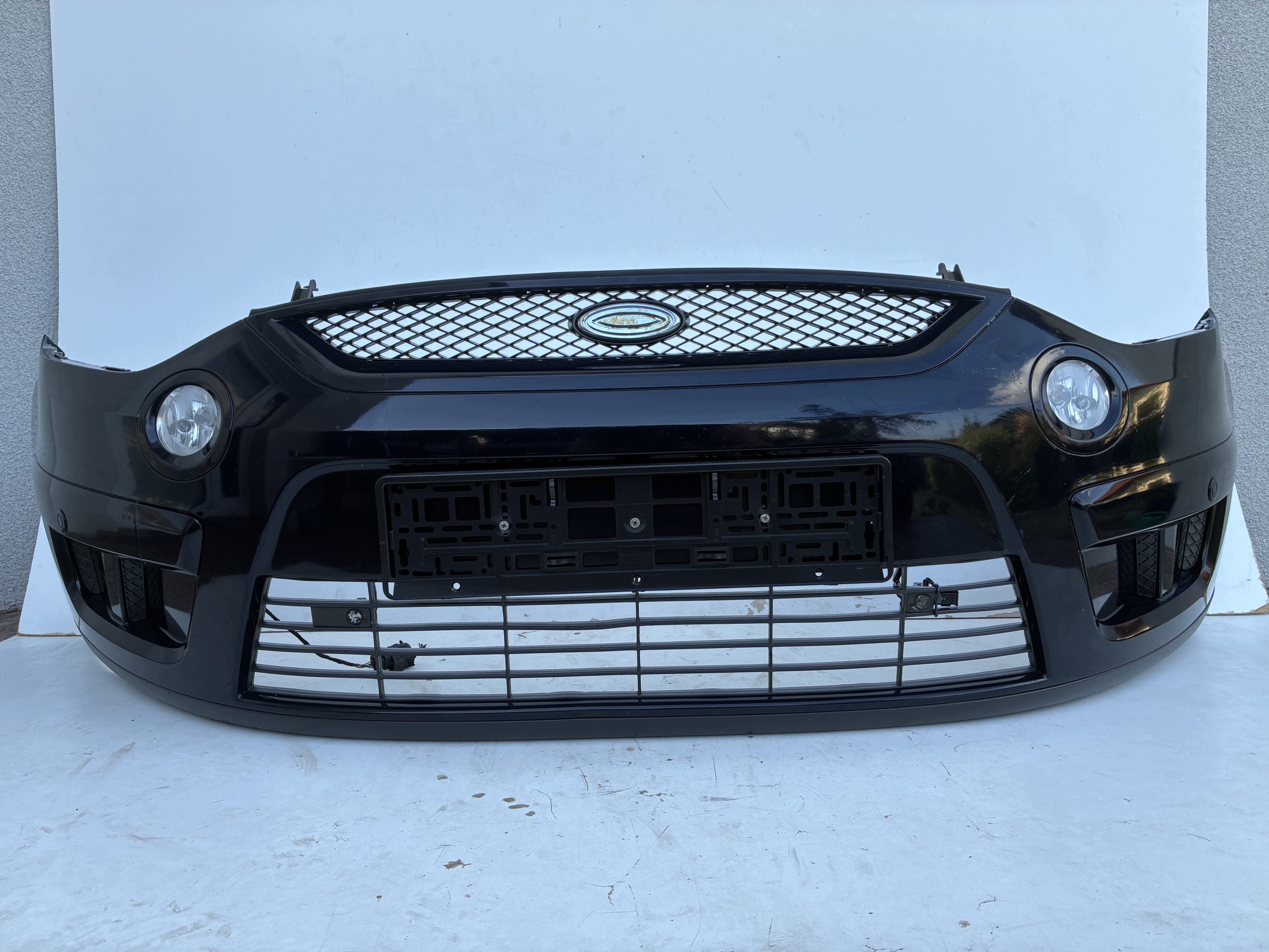 bumper front front Ford S-Max Mk1 V6 PDC 06-15r. ==OEM== Europa