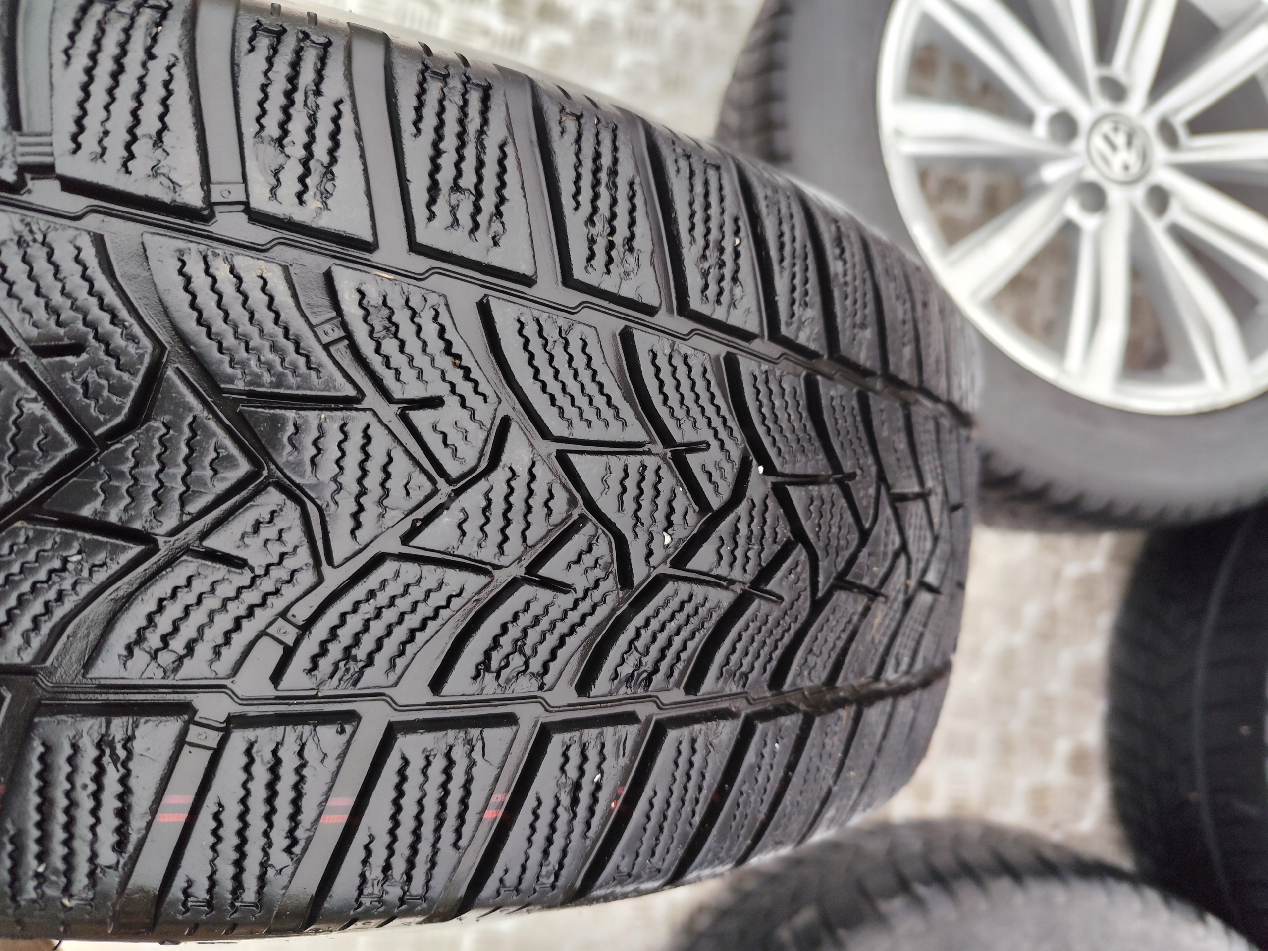 VW PASSAT B8 wheels ALU discs 215/55/17