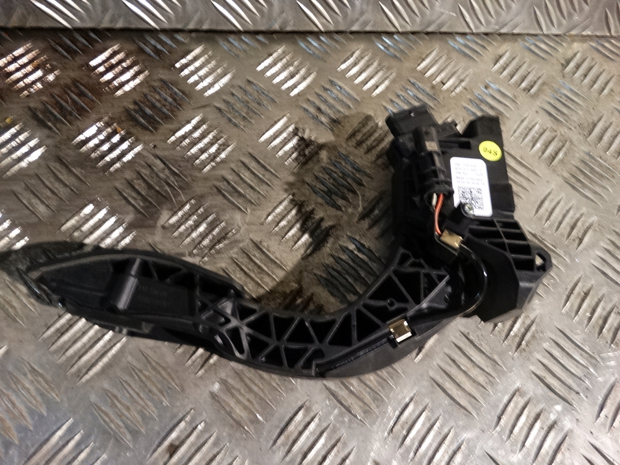 IDEALNY Gaspedal AUDI A6 A7 A8 Q7 Q8 1
