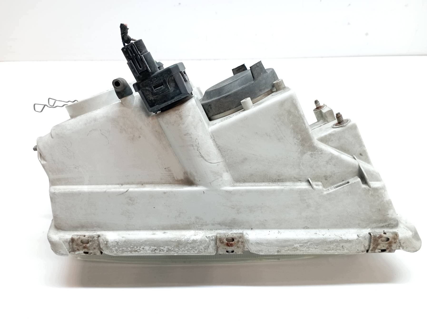 light front left EU LIFT 1AG247002 30899878 Volvo V40 and (1995-2004)