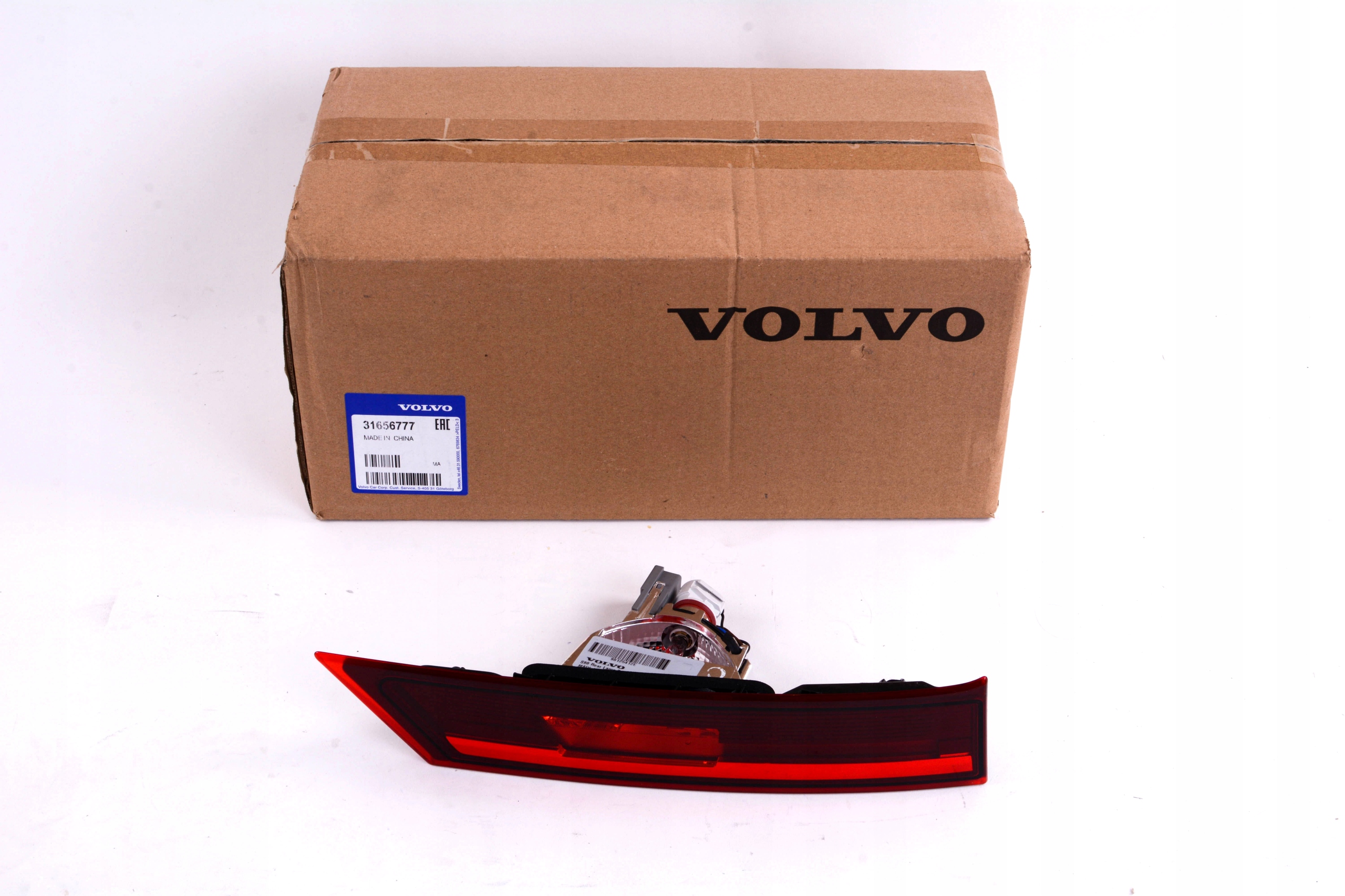 ФАРА ЗАДНЯ ЛІВА В ДВЕРІ БАГАЖНИКА OE VOLVO S90 II