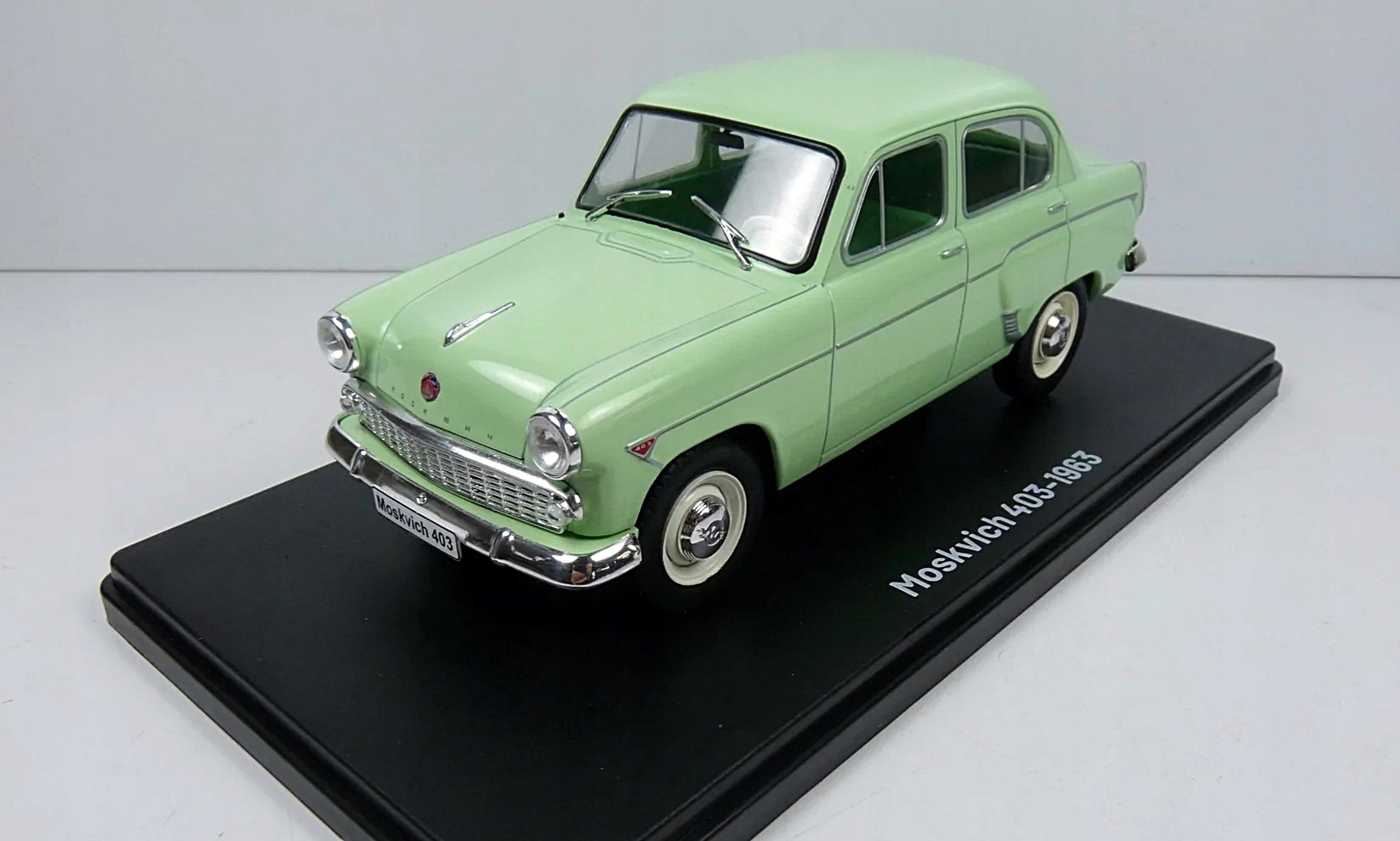 Moskvich 403 1963 Moskvič Hachette 1:24