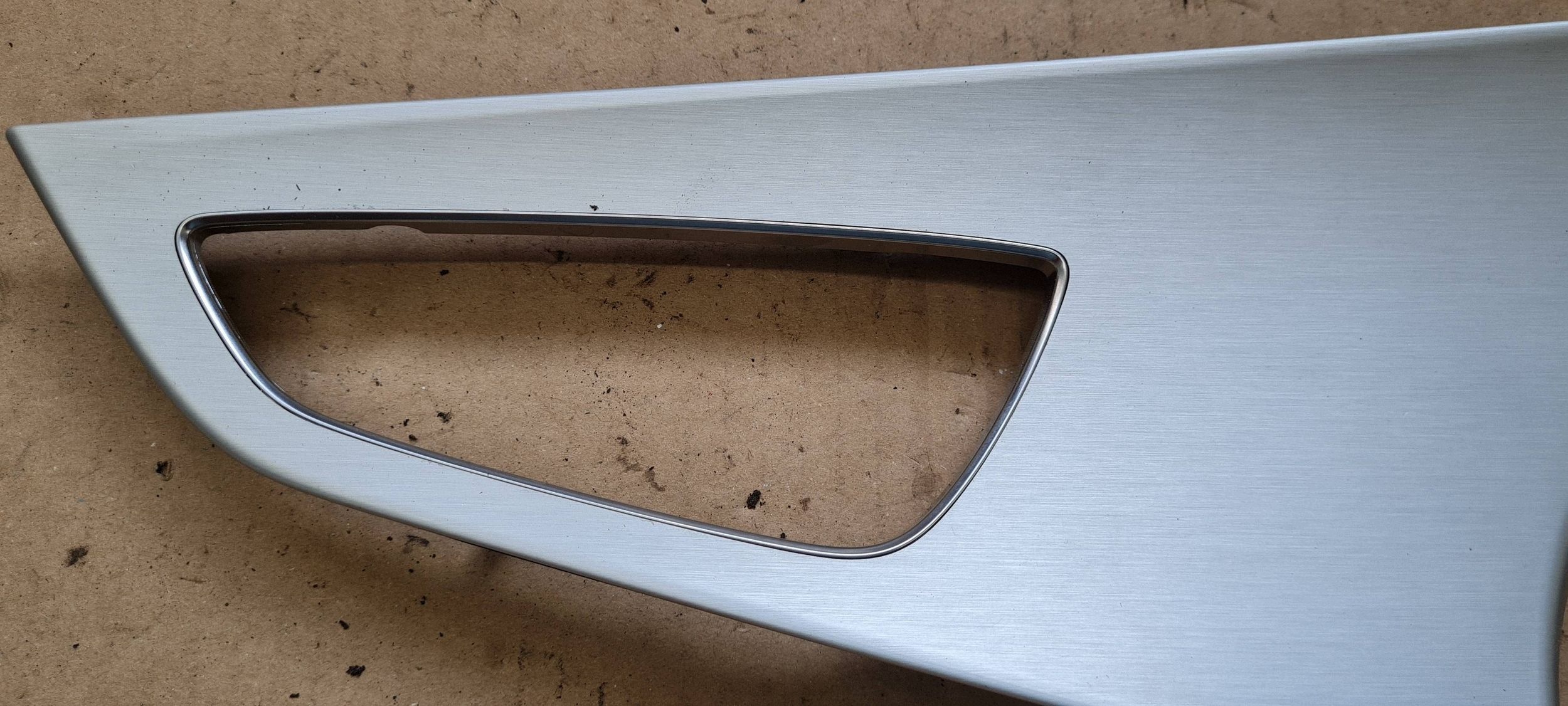 A7 4G moulding DEKOR door left left front 1NK 4G8867409 SLINE