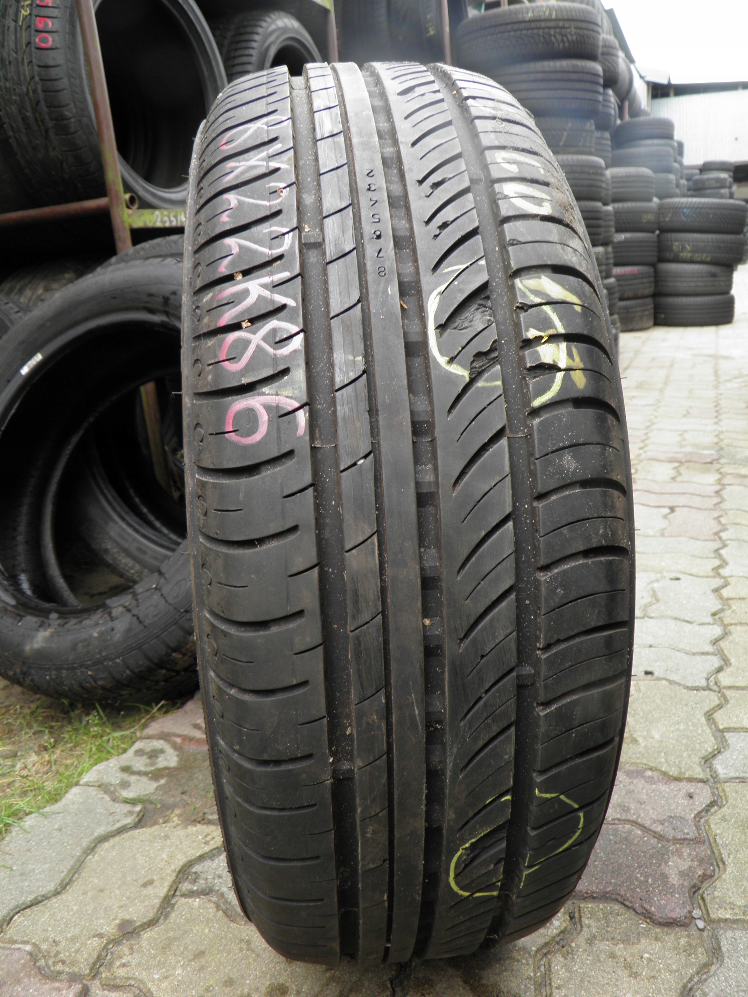 Nokian Cline 215/60 / 17C 109/107 T