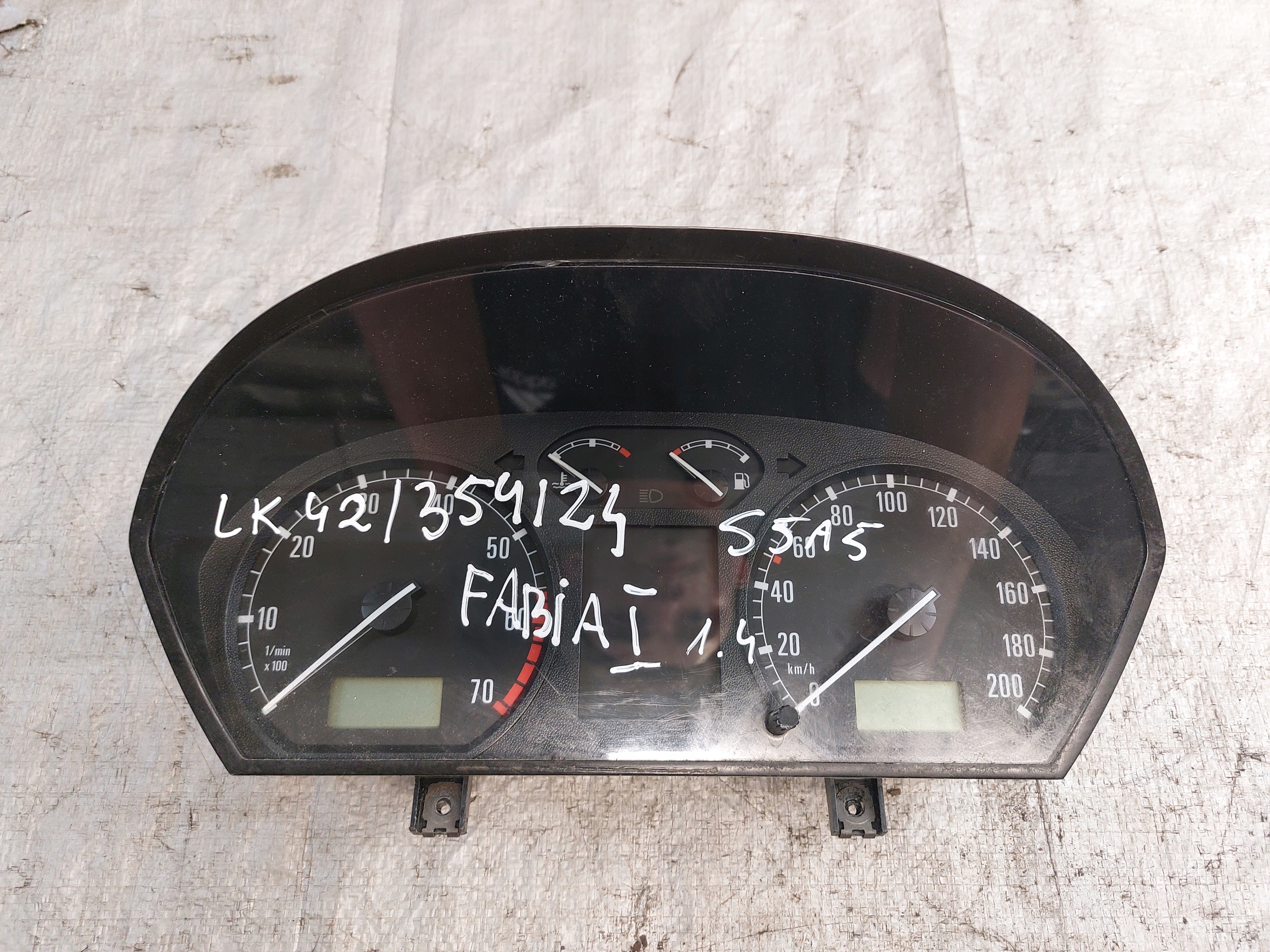 dials SKODA FABIA and 1.4