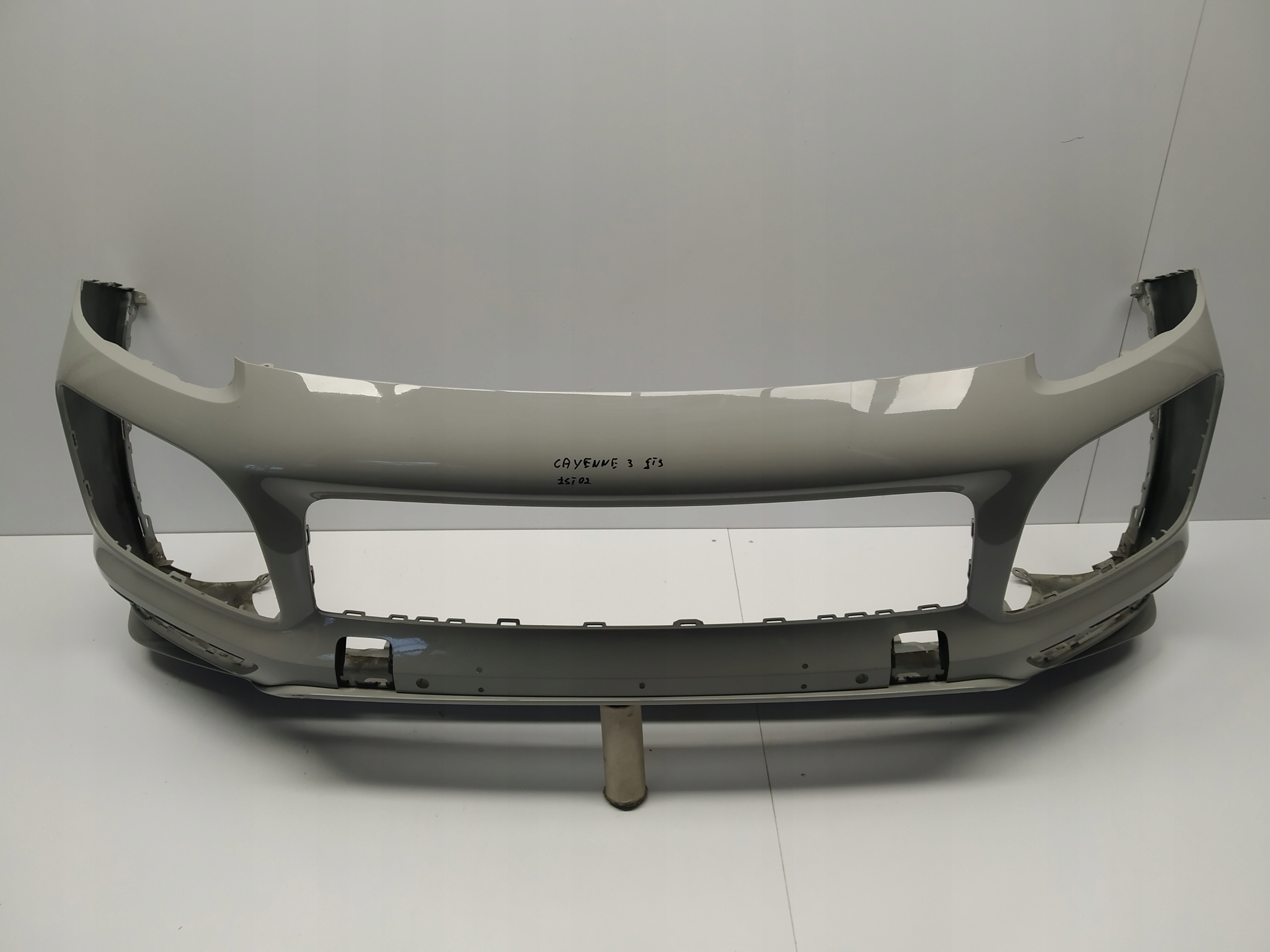 2017r --- Porsche Cayenne III GTS bumper hokej front original grey turbo
