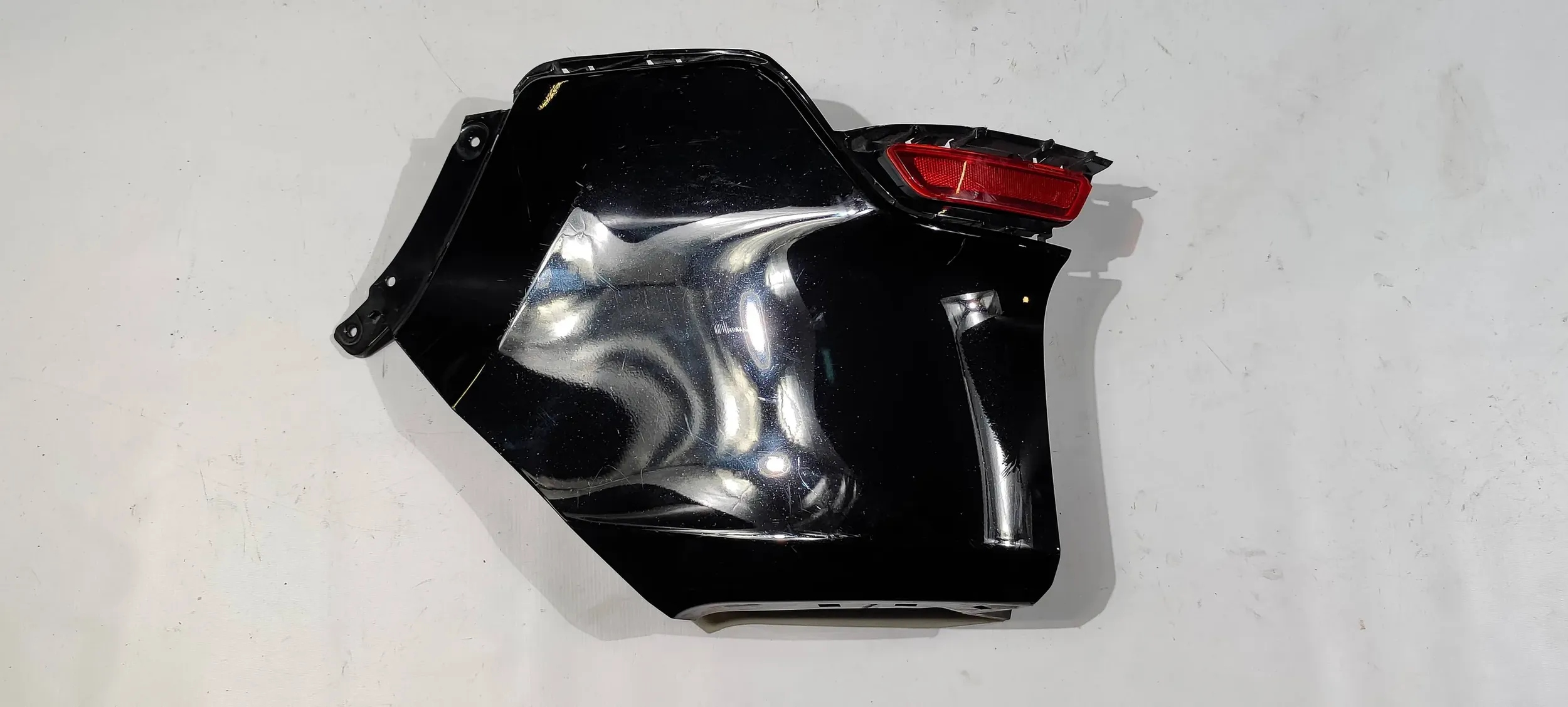 bumper rear part rear right Jeep Cherokee 2019