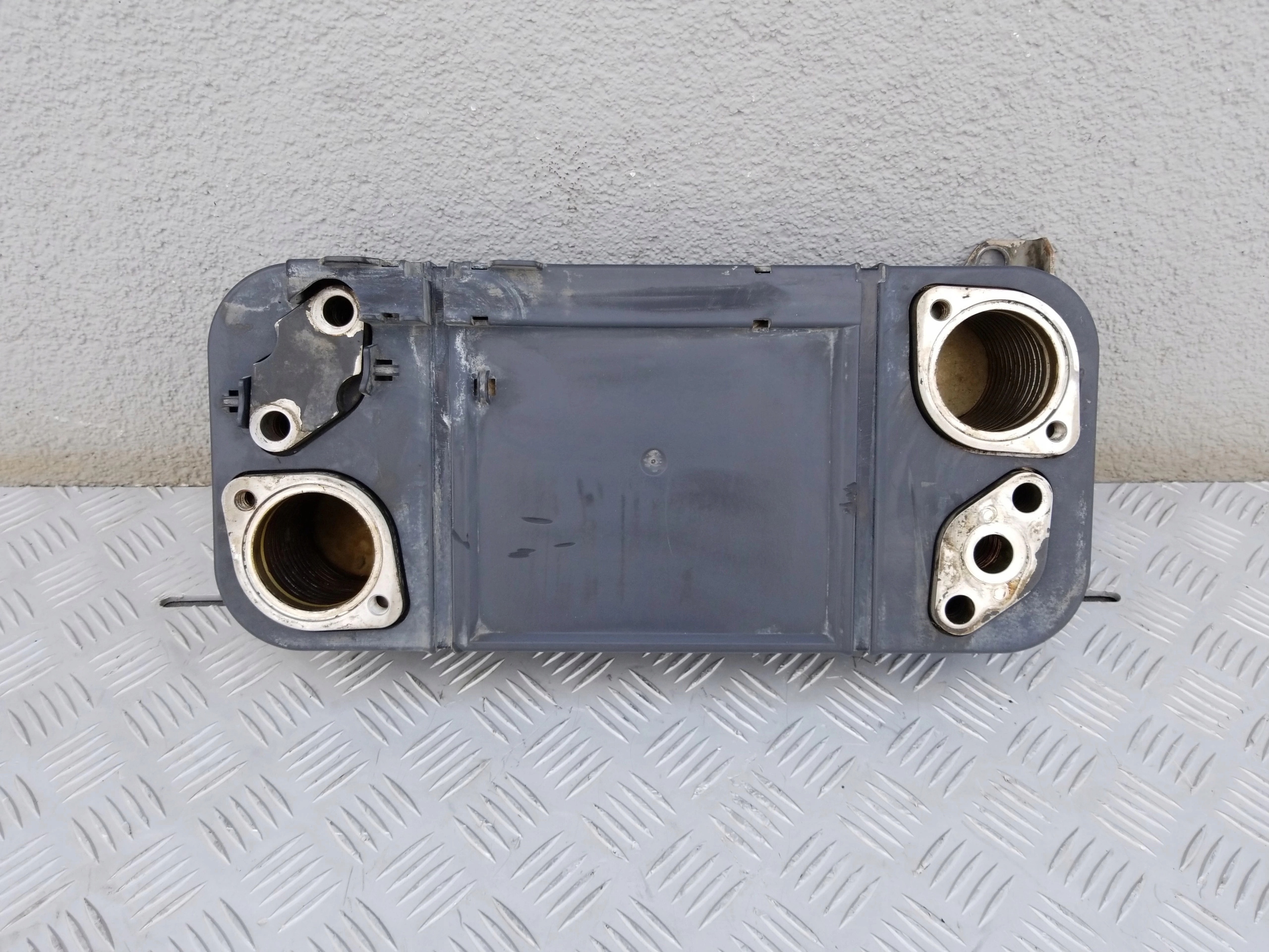 CHLODNICA OLEJU SCANIA R S GRS 895 905 2017R