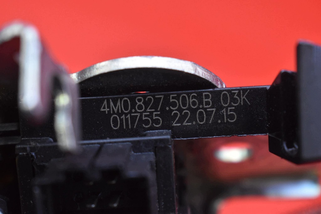 lock bonnet rear part boot 4M0827506B SKODA SUPERB 3 III 5D HB 15-20