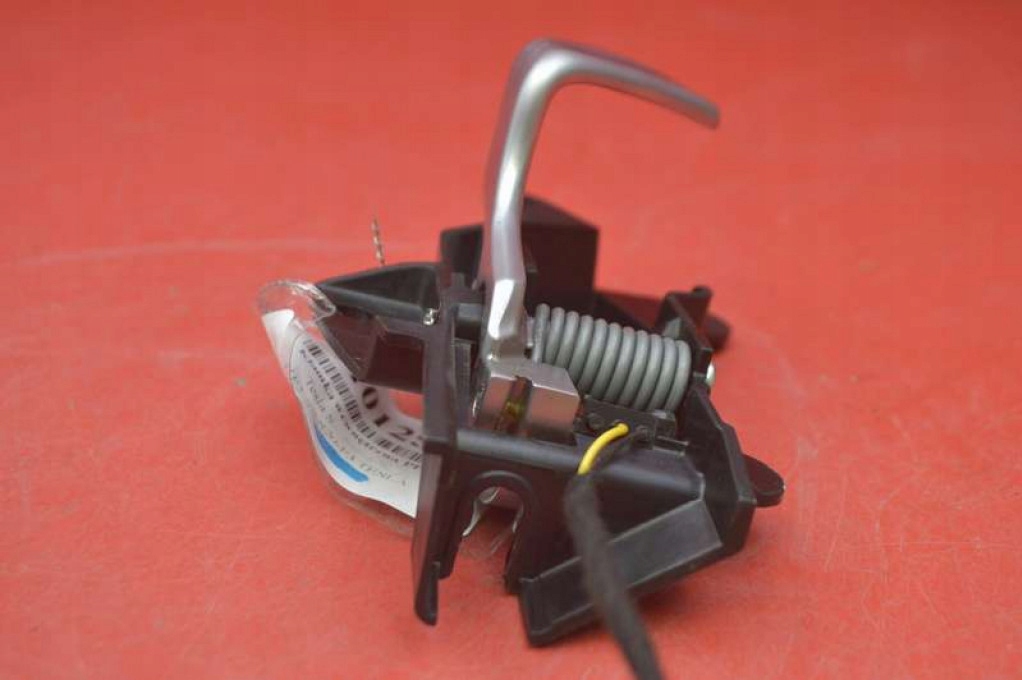 handle inner right front 1008433-00-E TESLA MODEL S 12-20
