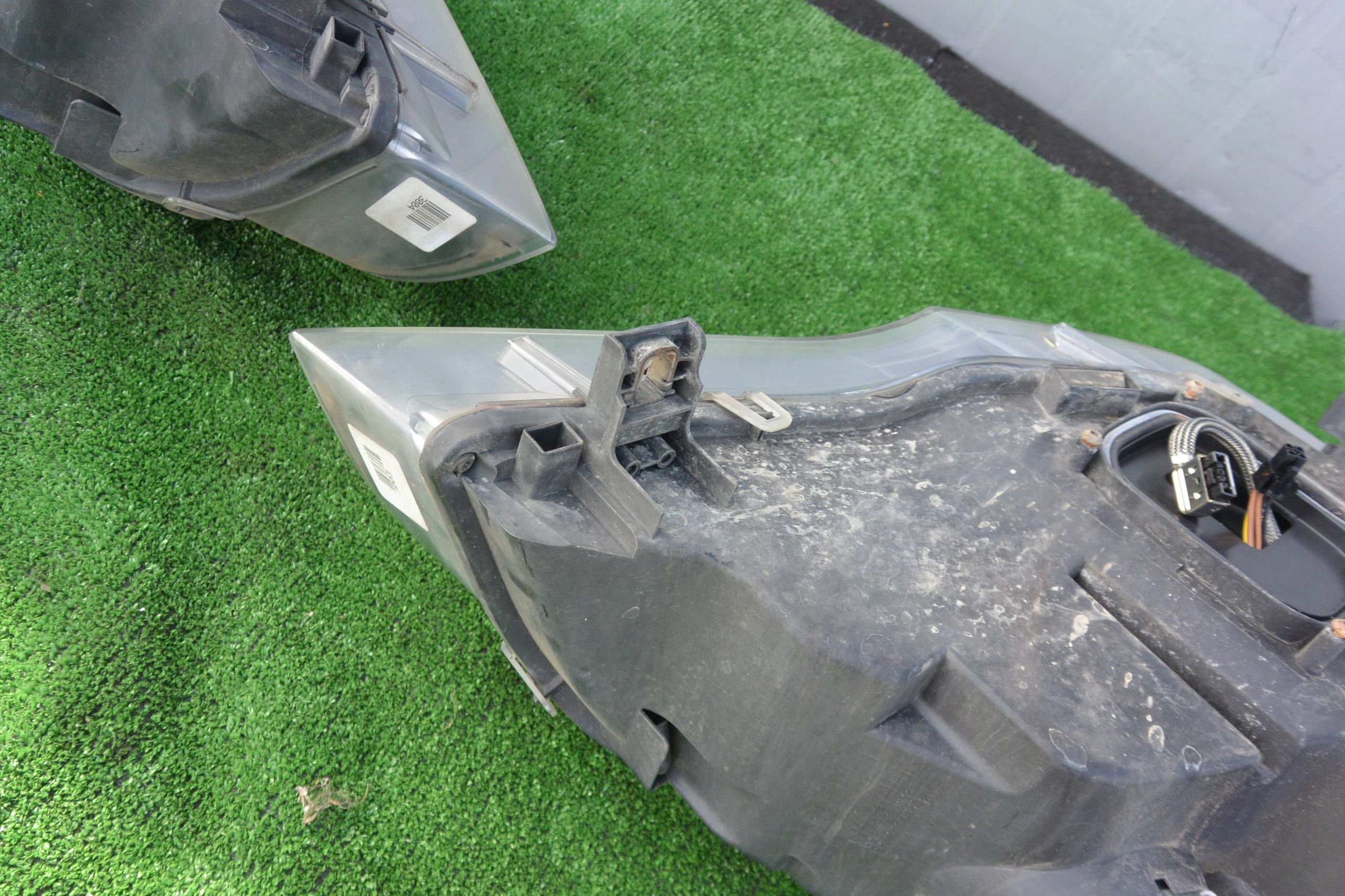 BMW X5 E70 light left right front XENON non-setting UK