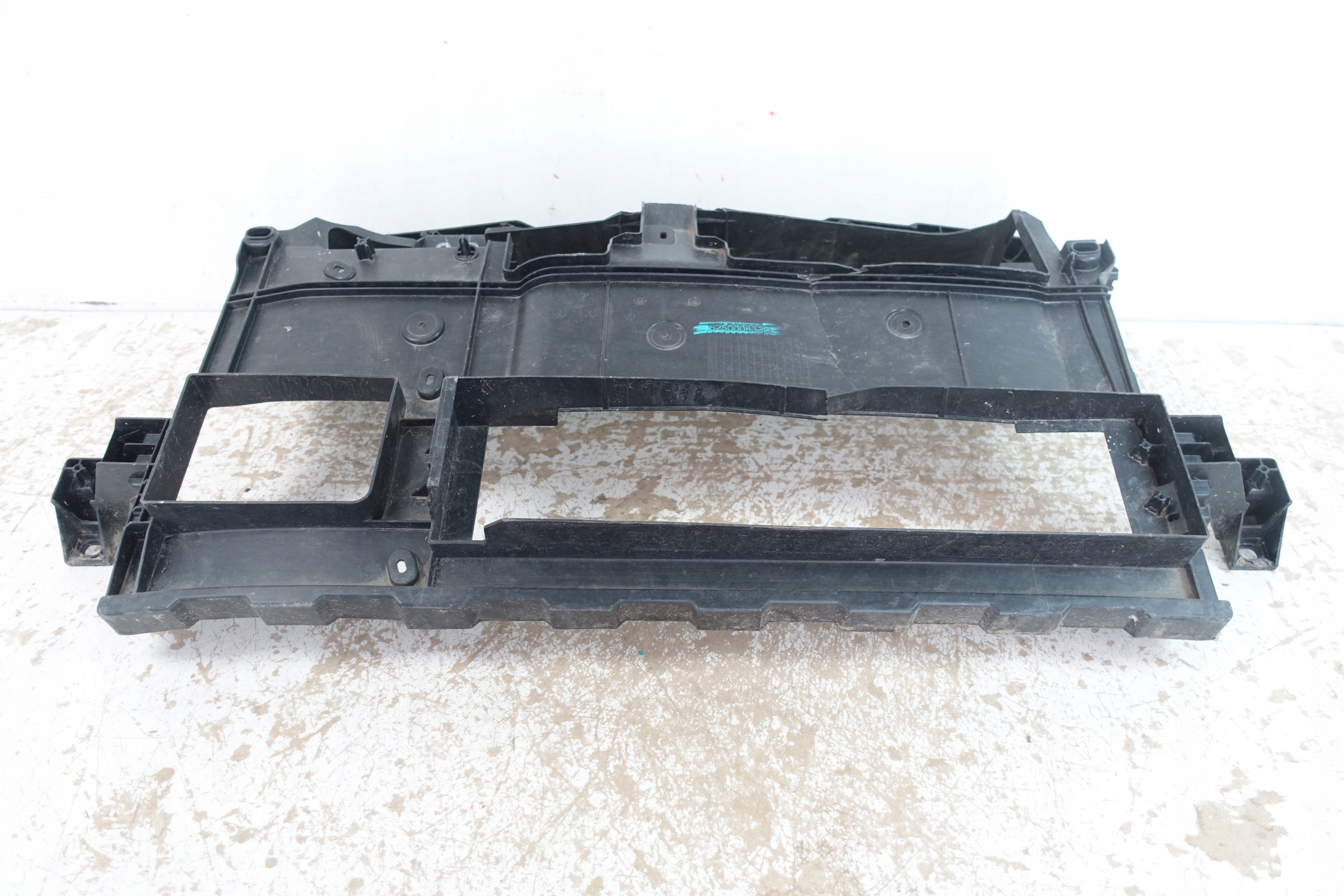 RENAULT SCENIC IV 2016- pillar iron support panel for radiators 625000833R
