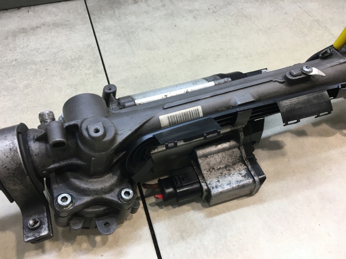 servo control VW PASSAT B6 2.0 TDI 3C1423051D