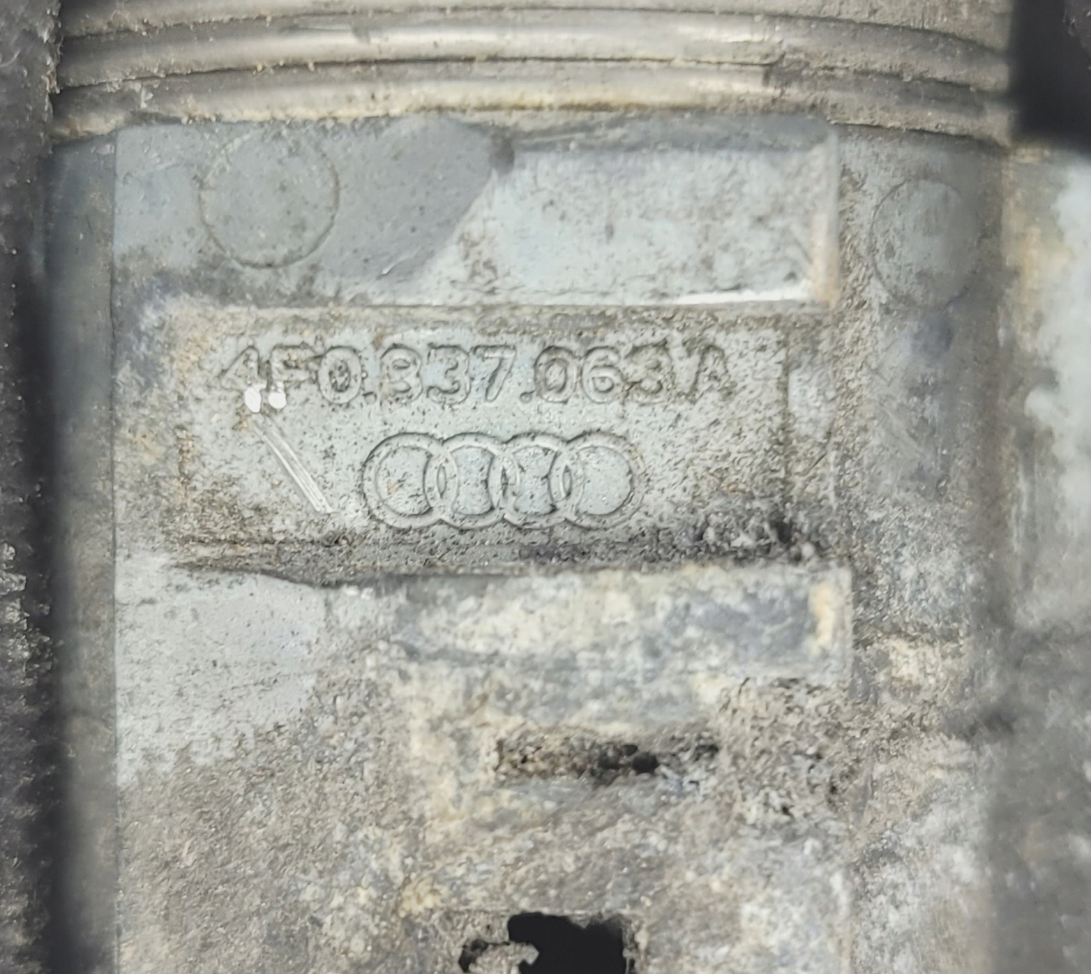 AUDI A6 C6 lock cylinder of a lock left front 4F0837063 EUROPA