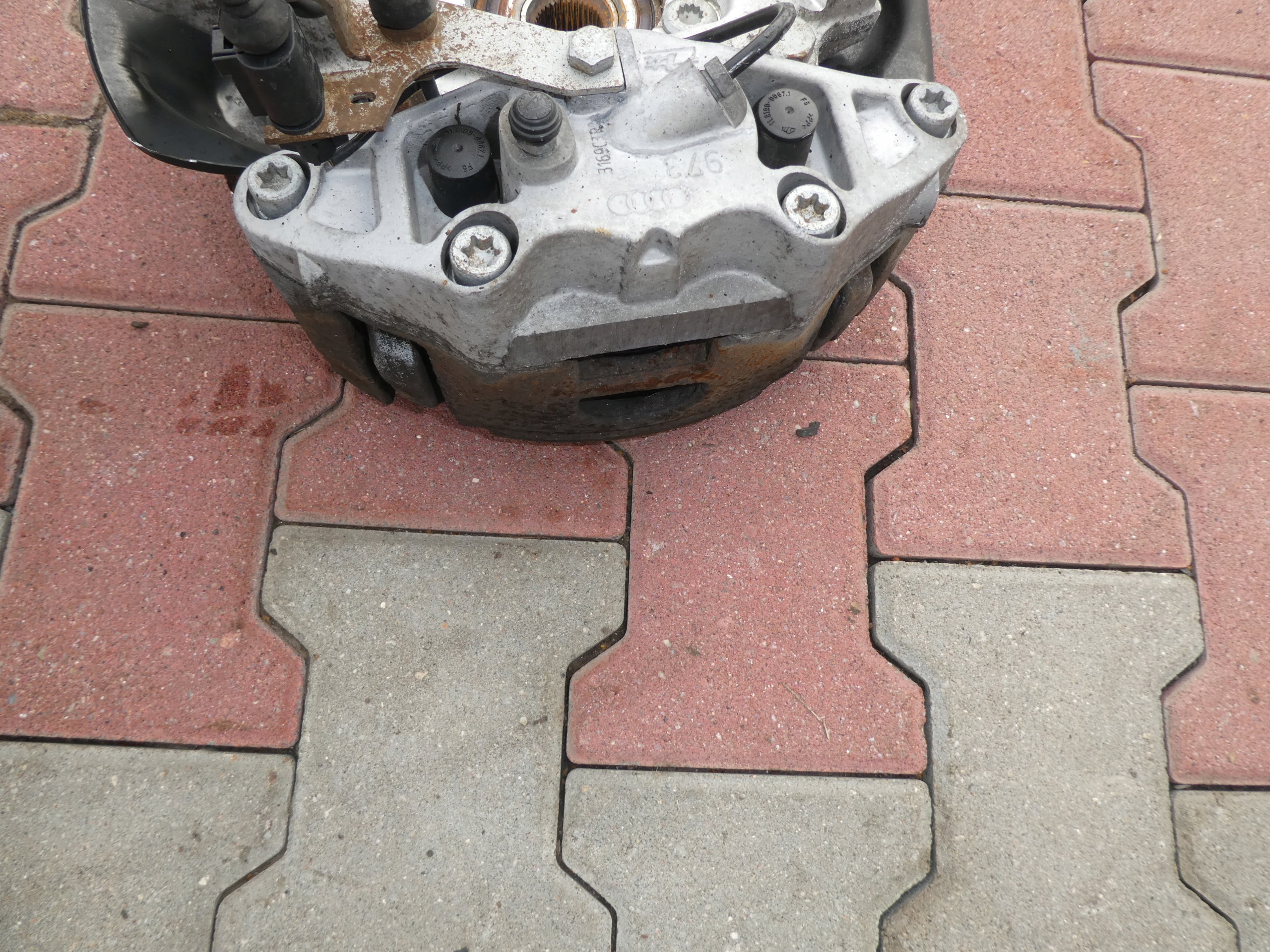 McPherson swing caliper 973 AUDI A6 C6 4F0257 L