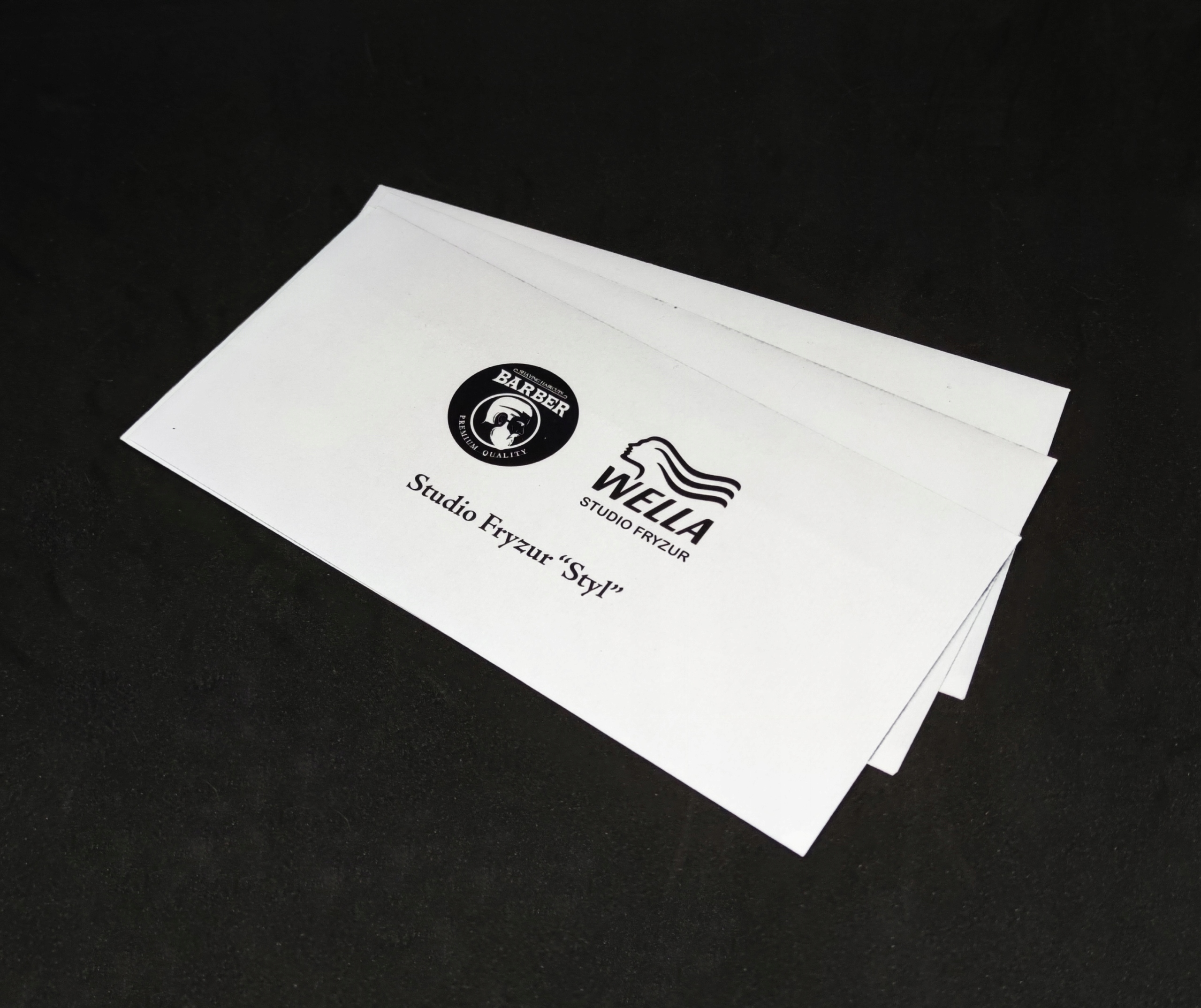 Koperty DL z nadrukiem logo Kolor biały