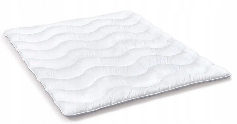 

Kołdra 200x220 hotelowa Luna 95° całoroczna