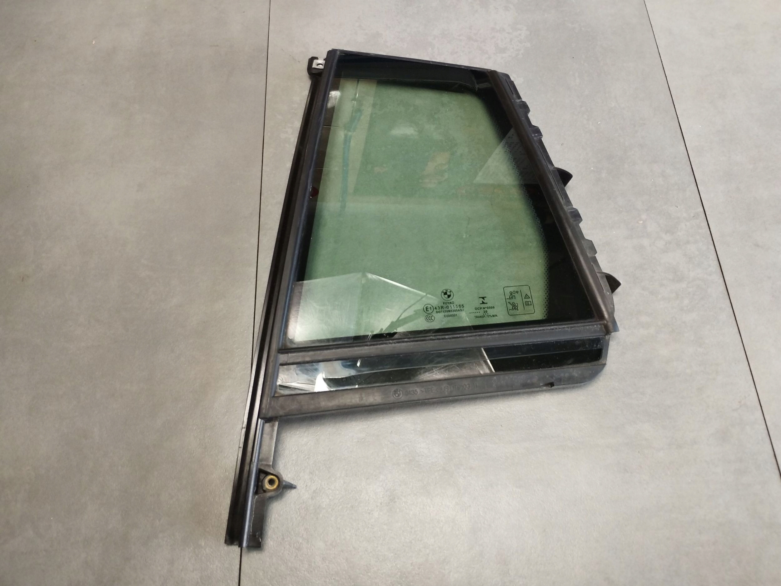 BMW X4M F98 2020 window left rear part MALA