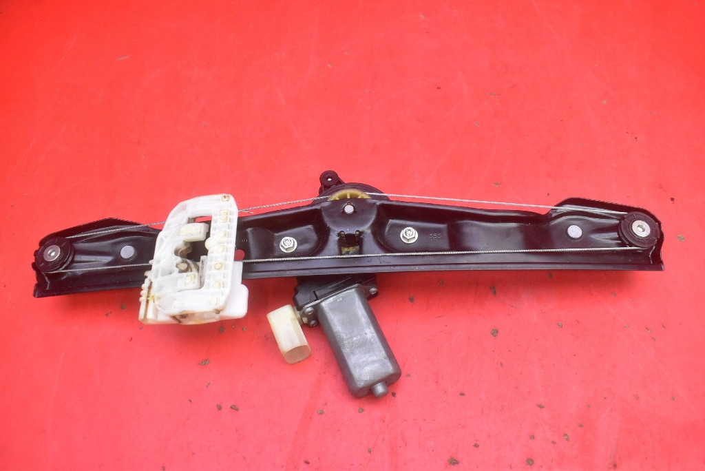 window regulator left rear part 7351049 BMW F31 11-16