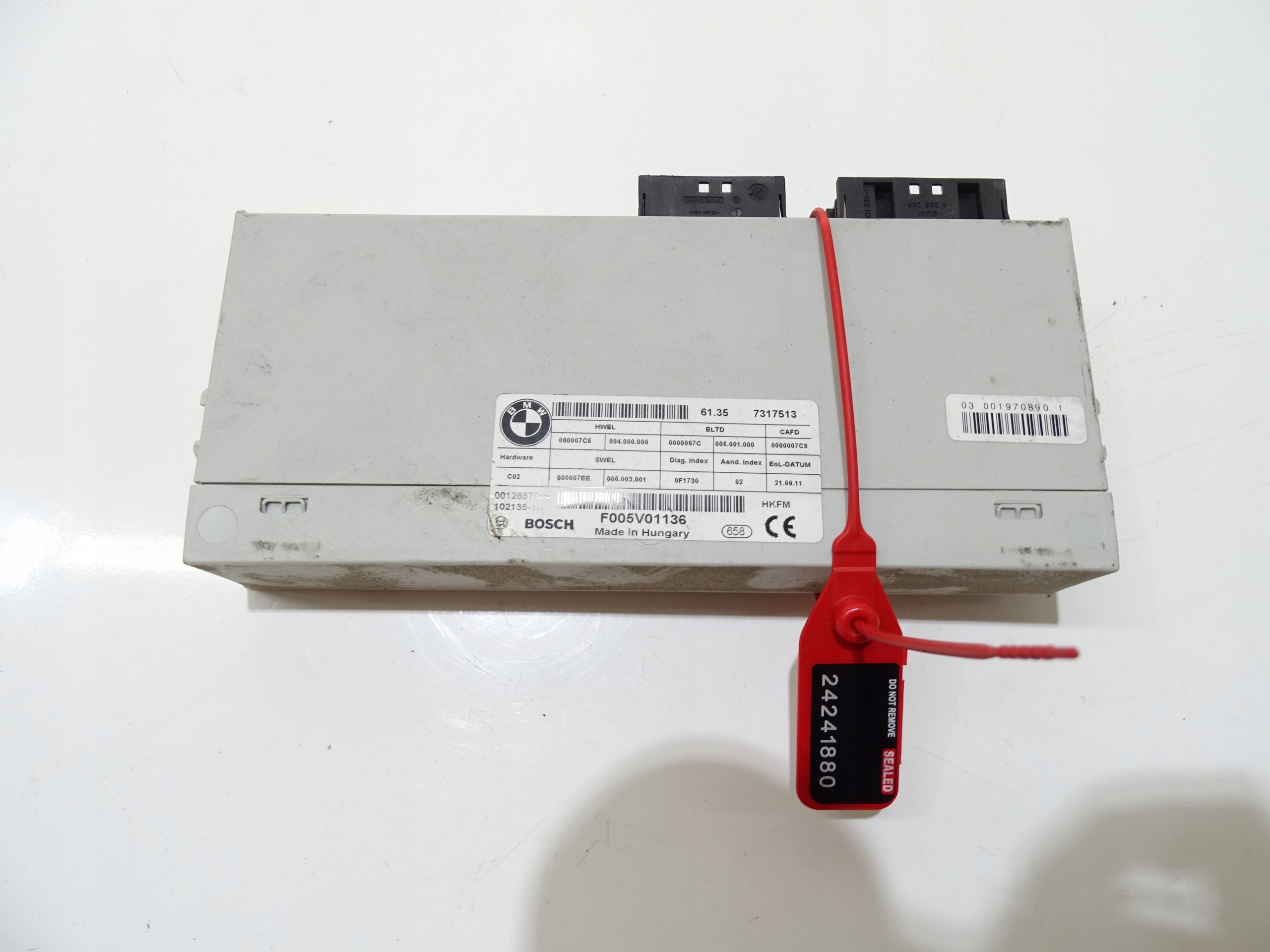 module control unit bonnet boot rear part BMW F11 7317513 (24241880)