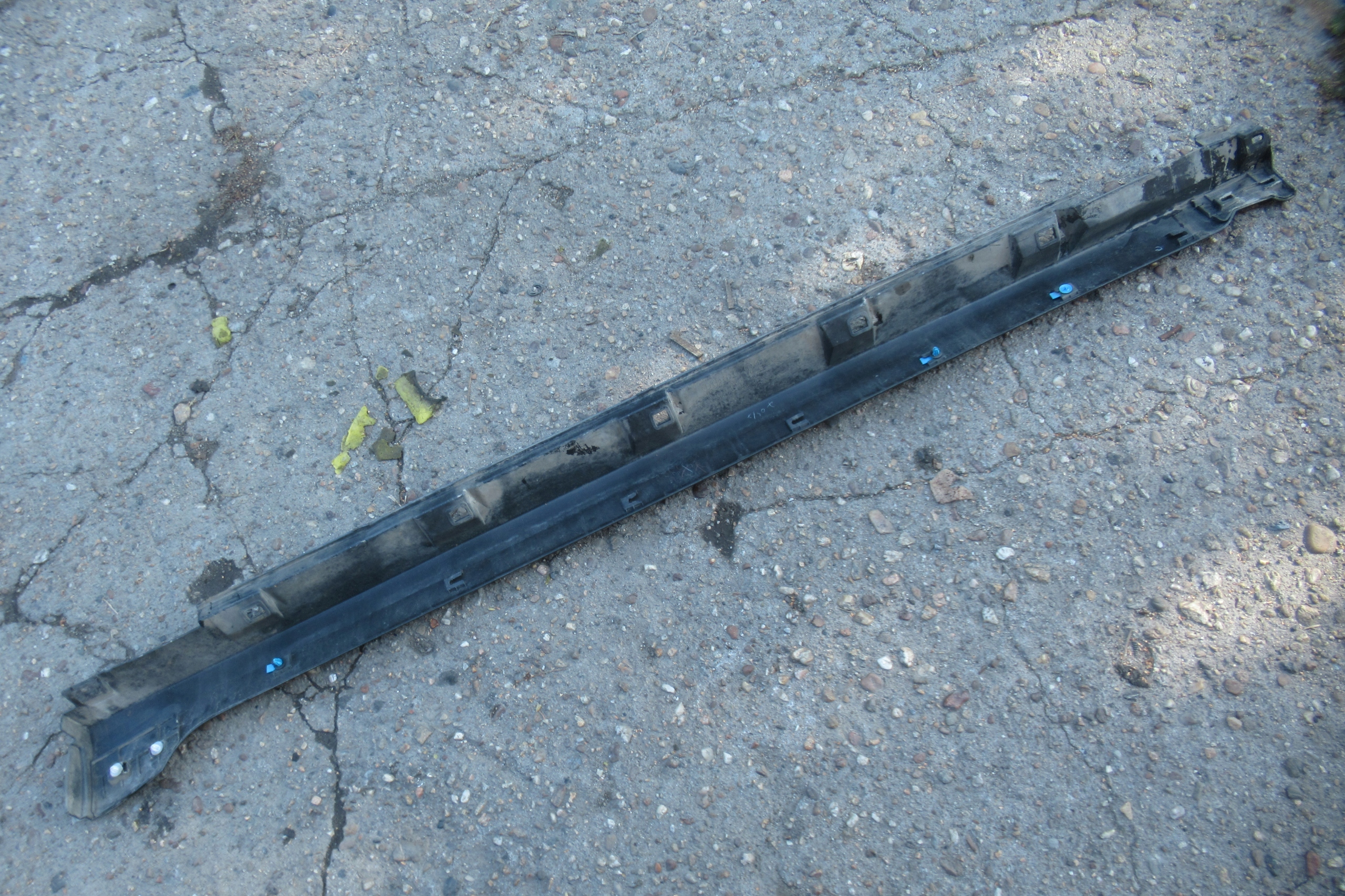 SUBARU XV 12R moulding threshold right 91112FJ140