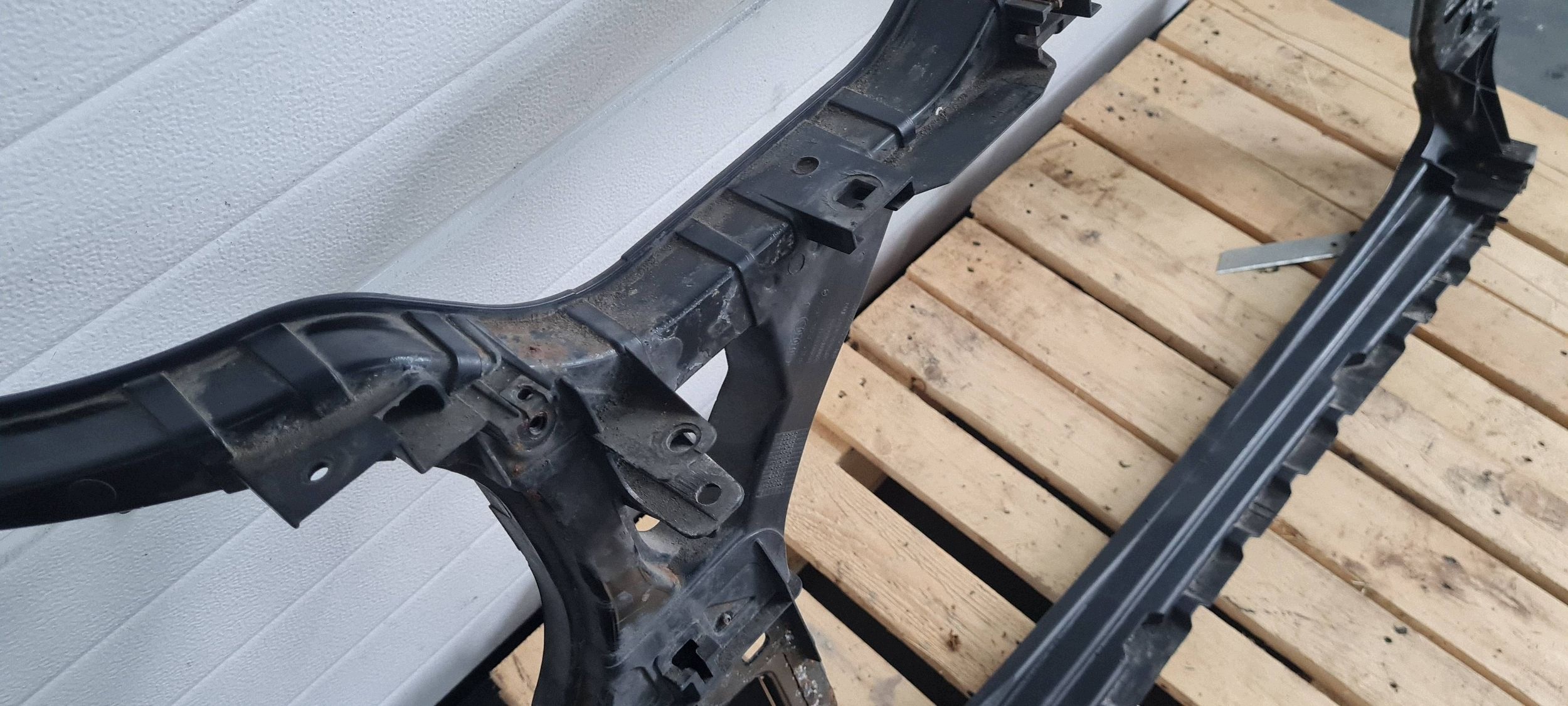 Q5 8R SQ5 LIFT support panel for radiators pillar iron ORG 8R0805594C