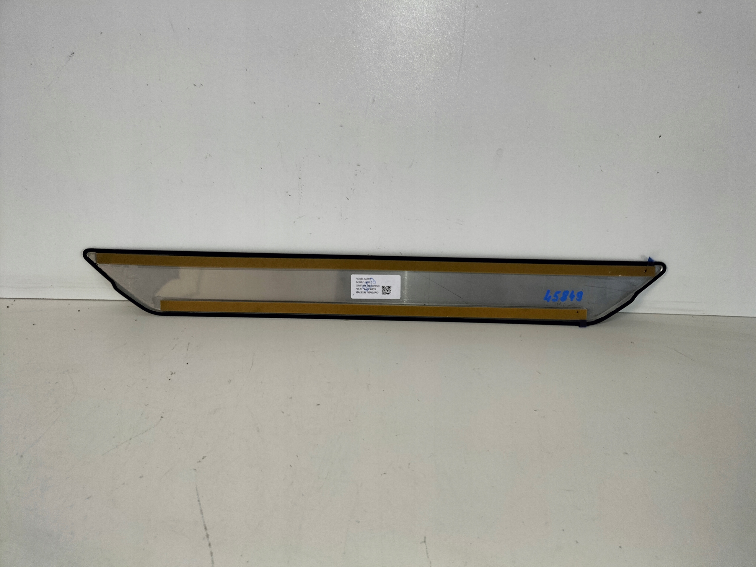 cap moulding threshold front front right TOYOTA COROLLA CROSS 20