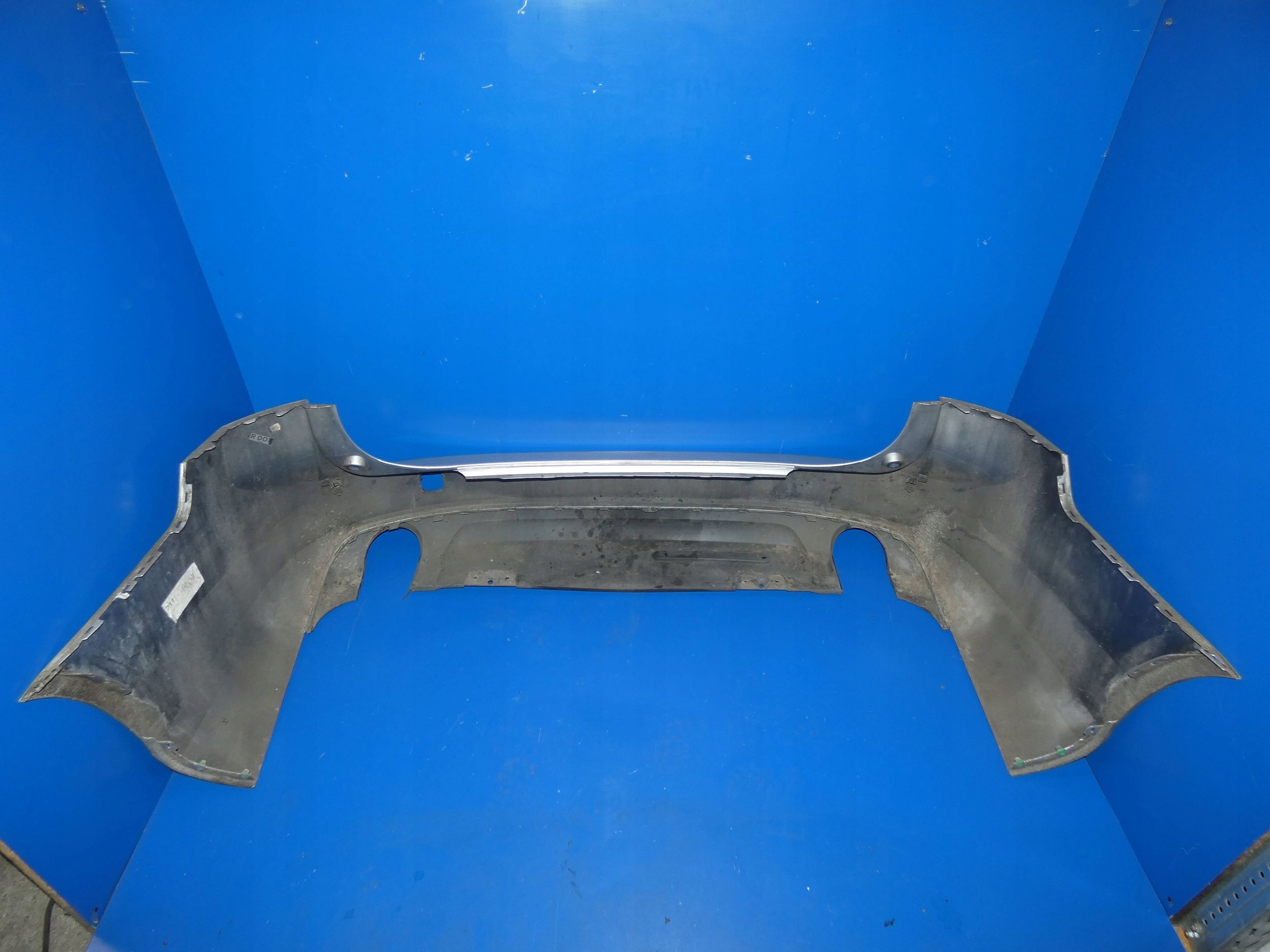 VOLVO V90 II bumper rear part rear below PDC