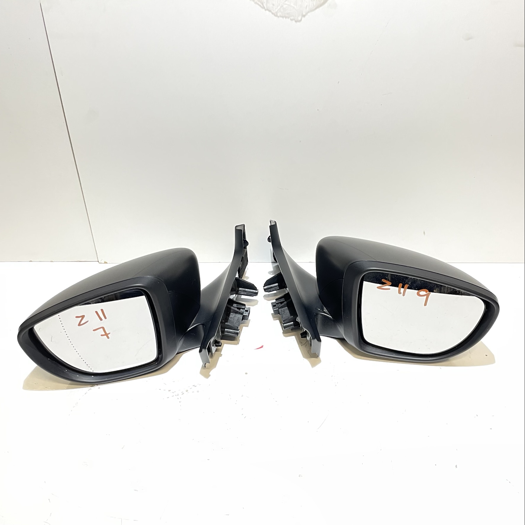 RENAULT ZOE II MIRROR LEFT 7 VERTICAL