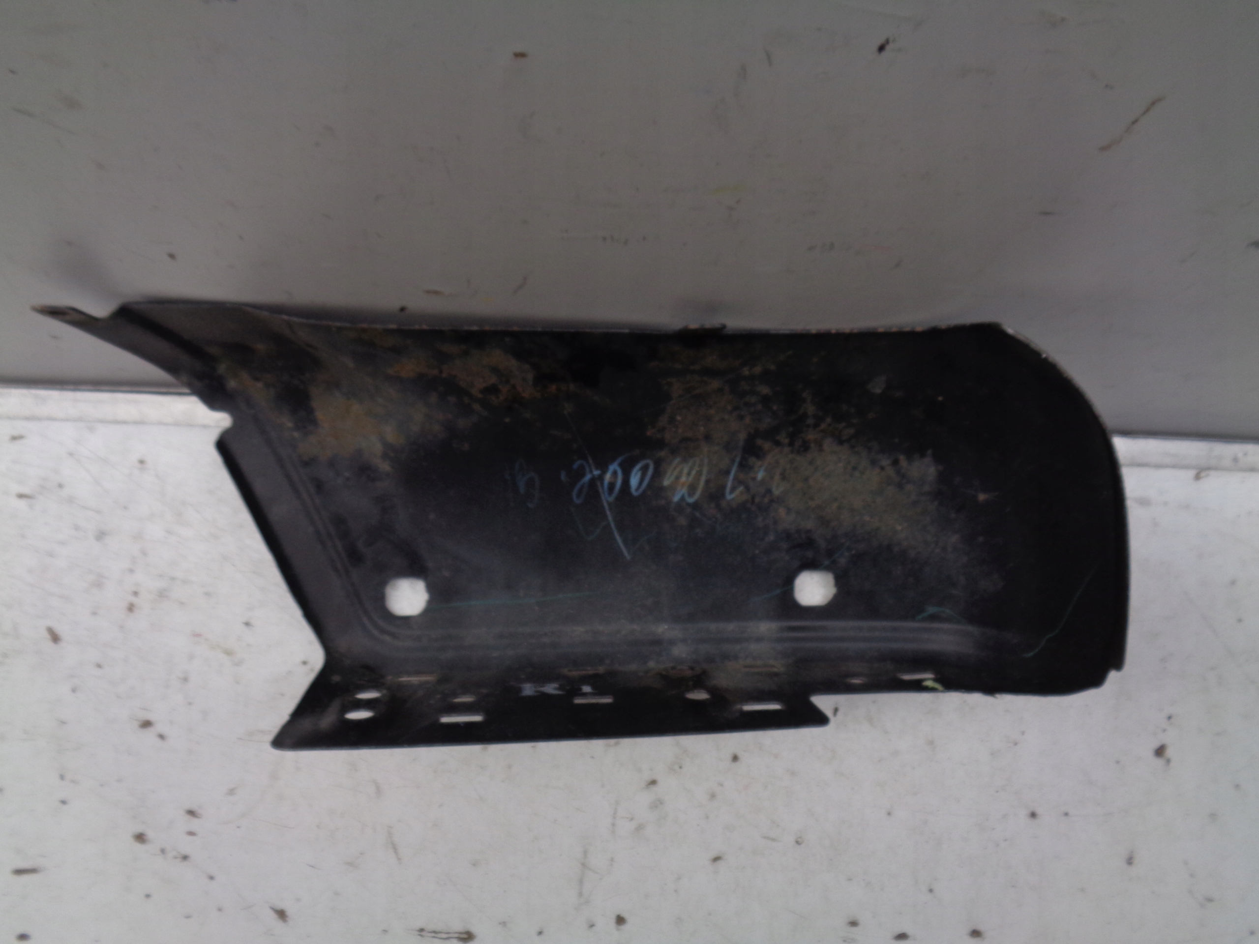 corner of a bumper right rear FORD RANGER 12