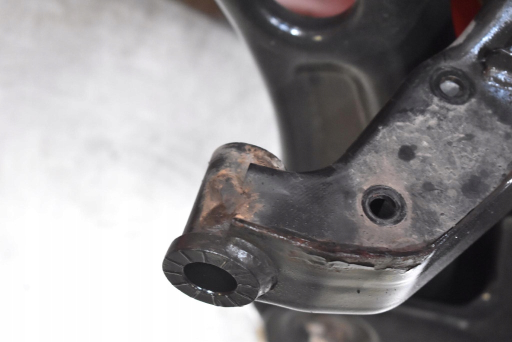 axle beam sider subframe axle beam front SKODA RAPID 1 and 1.2 TSI 105 KM 12-17