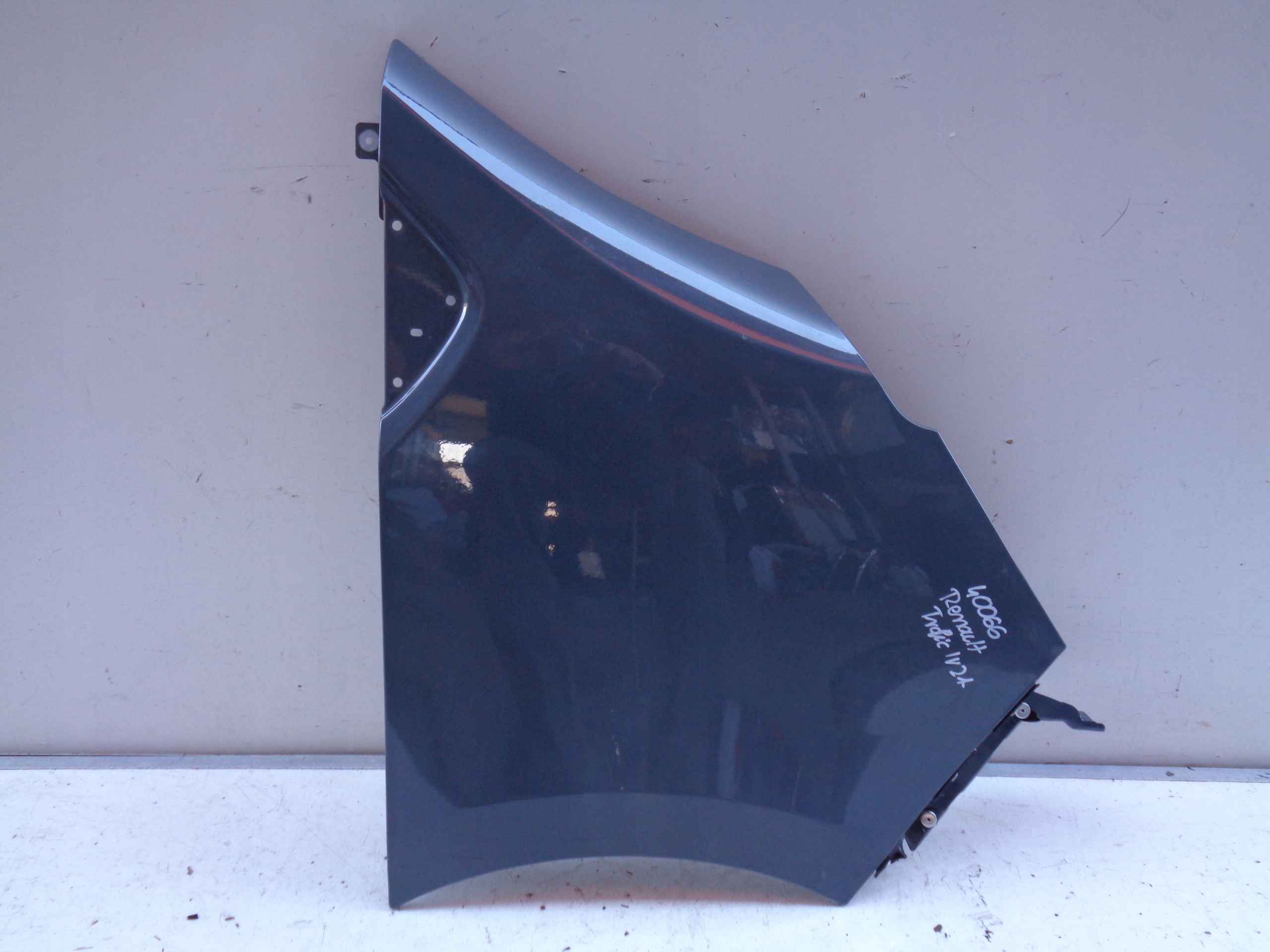 fender right front RENAULT TRAFIC IV 21- NR 40066