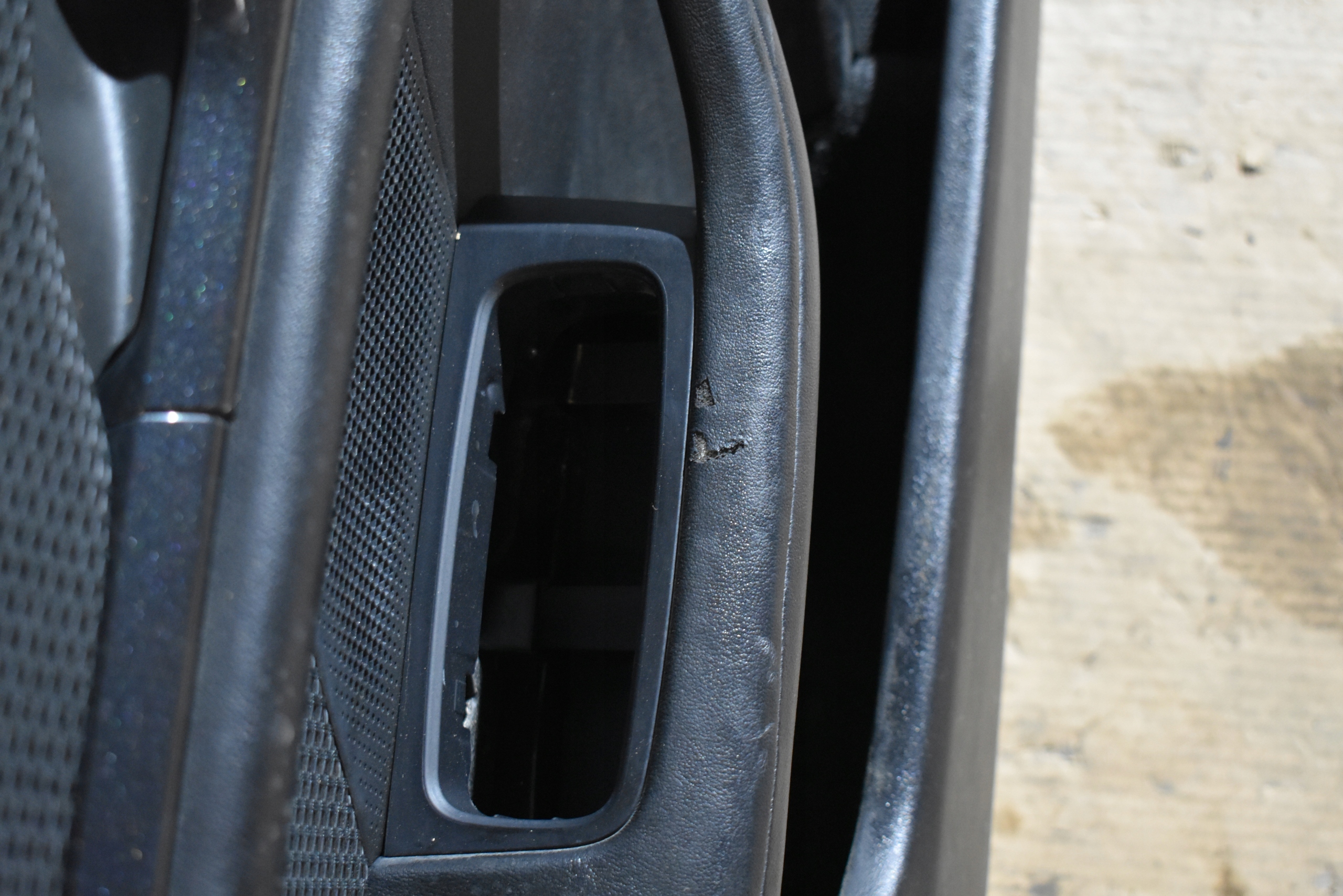 upholstery side door front left PORSCHE TAYCAN 1