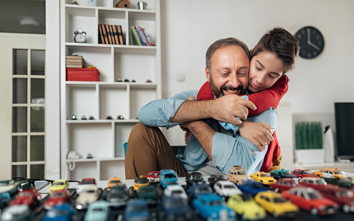 AUTO METALOWE BMW M8 COMPETITION LIVERY METALOWY CZARNY SAMOCHÓD MODEL 1 38 Efekty ruchowe