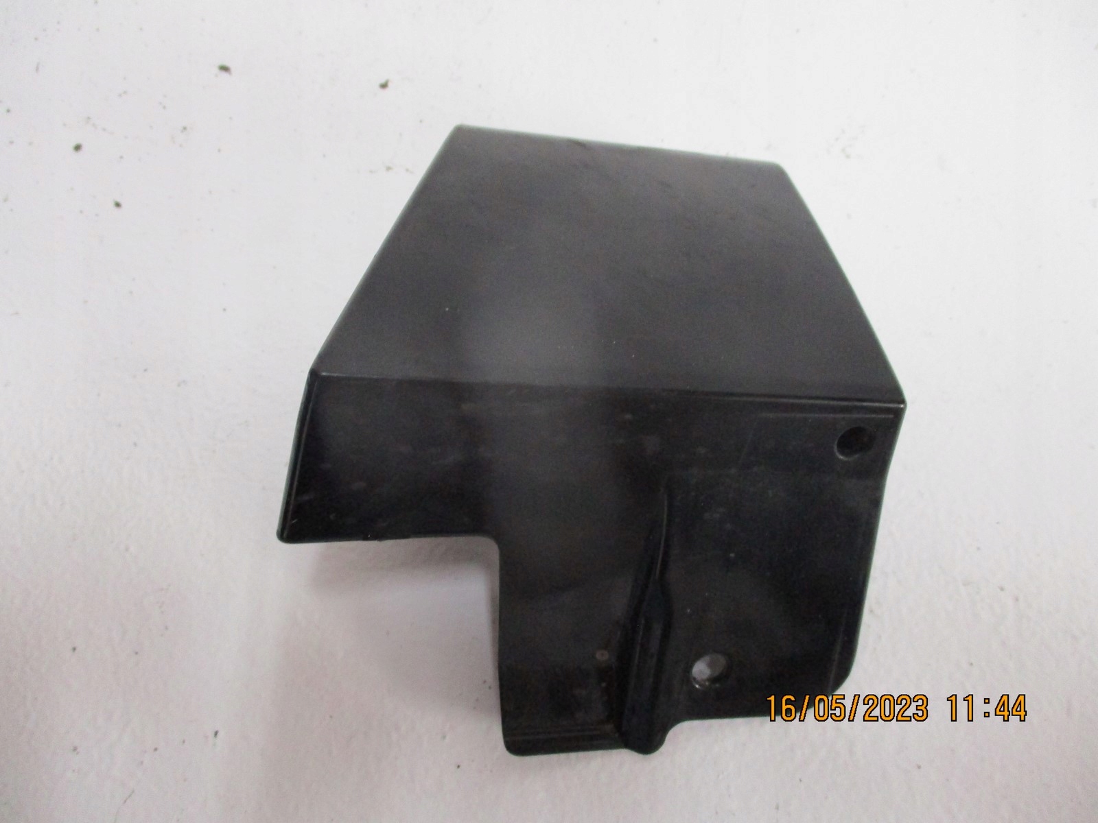 cover TOYOTA RAV 4 V LAKIEROWANA left