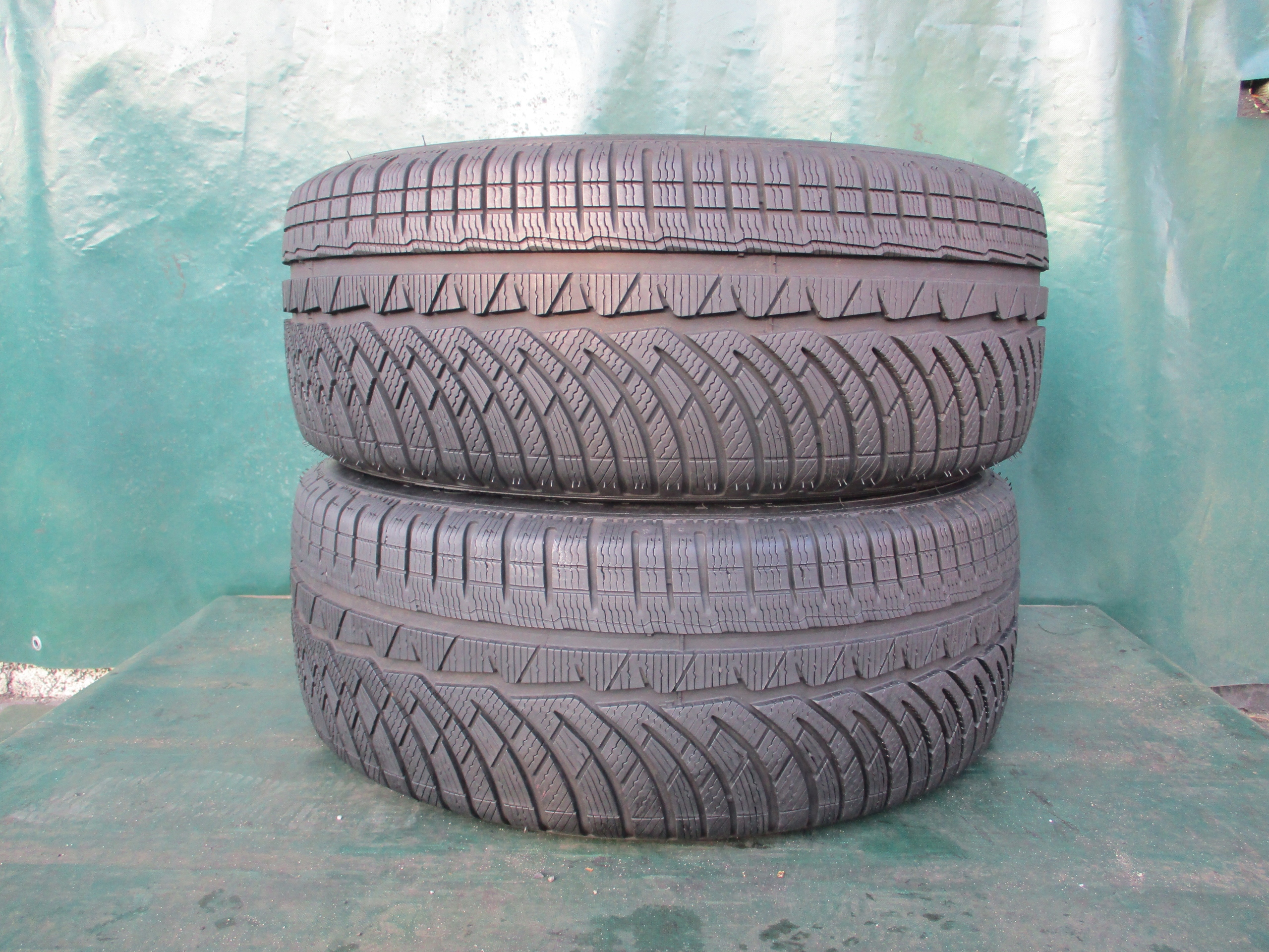 2 opony zimowe 225/55R17 Michelin RFT 6,5 i 6 mm