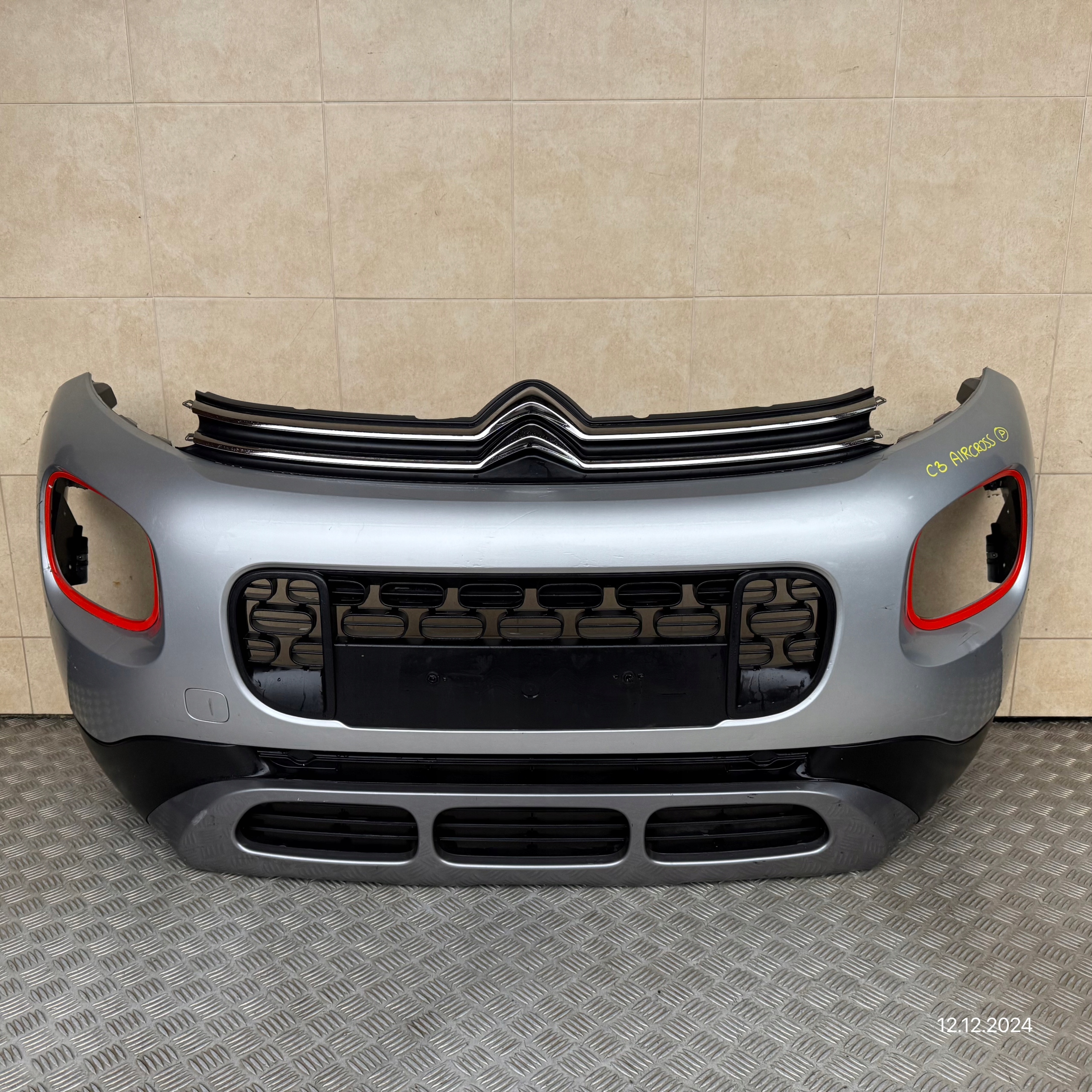 ZDERZAK PRZEDNI KOMPLETNY CITROEN C3 AIRCROSS 2018 ROK