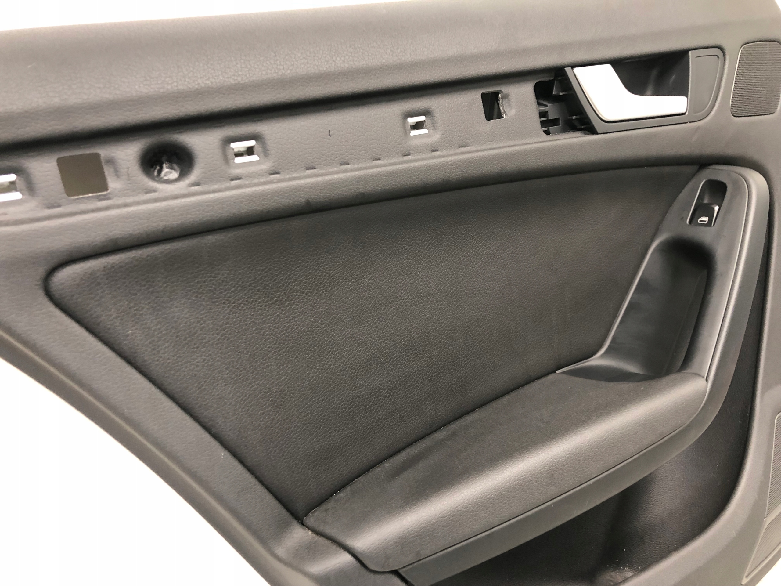 side door left rear part AUDI A5 SPORTBACK 8T8867305