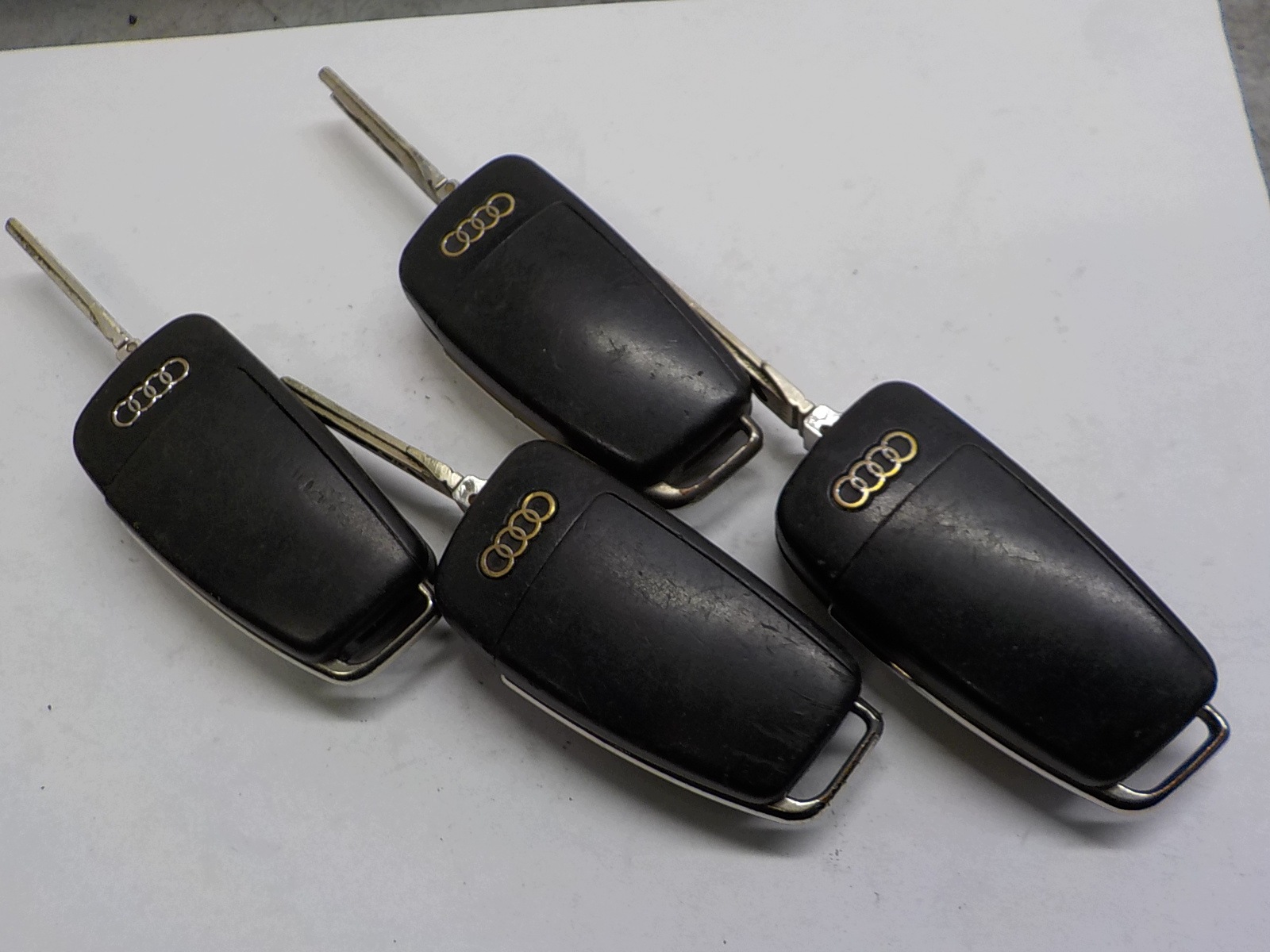 AUDI A3 II 8P Clé PILOT 434 MHZ