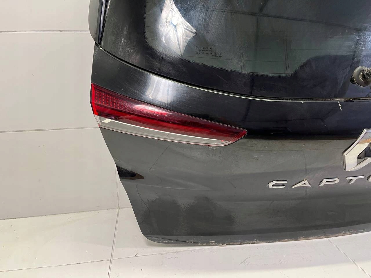 rear trunk door boot Renault Captur 2 2021