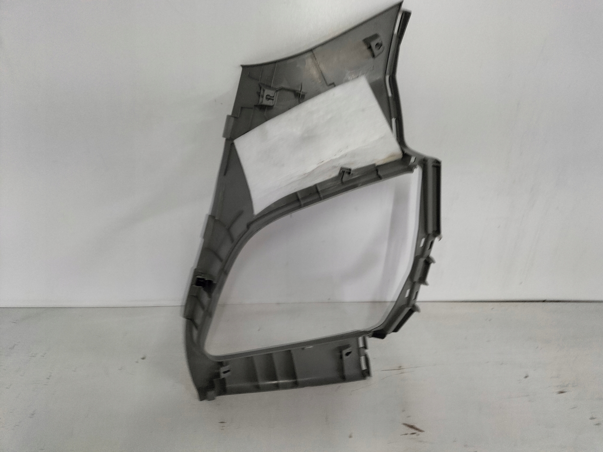 BLENDE ABDECKUNG SLUPKA HECK LINKS SUZUKI VITARA III 15